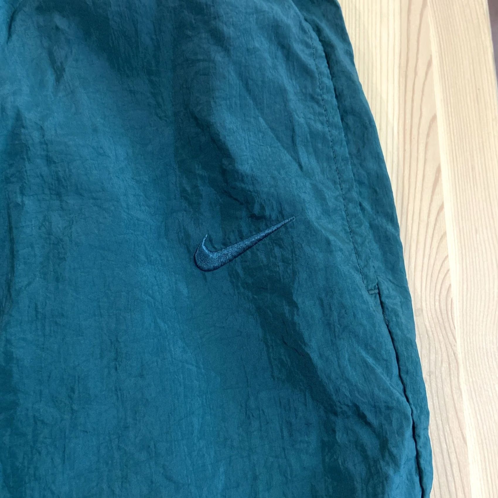 Nike VINTAGE Nike Track Pants Men 2XL Dark Green Nylon 90s Baggy Activewear Pants Mens Size US 39 - 2 Thumbnail