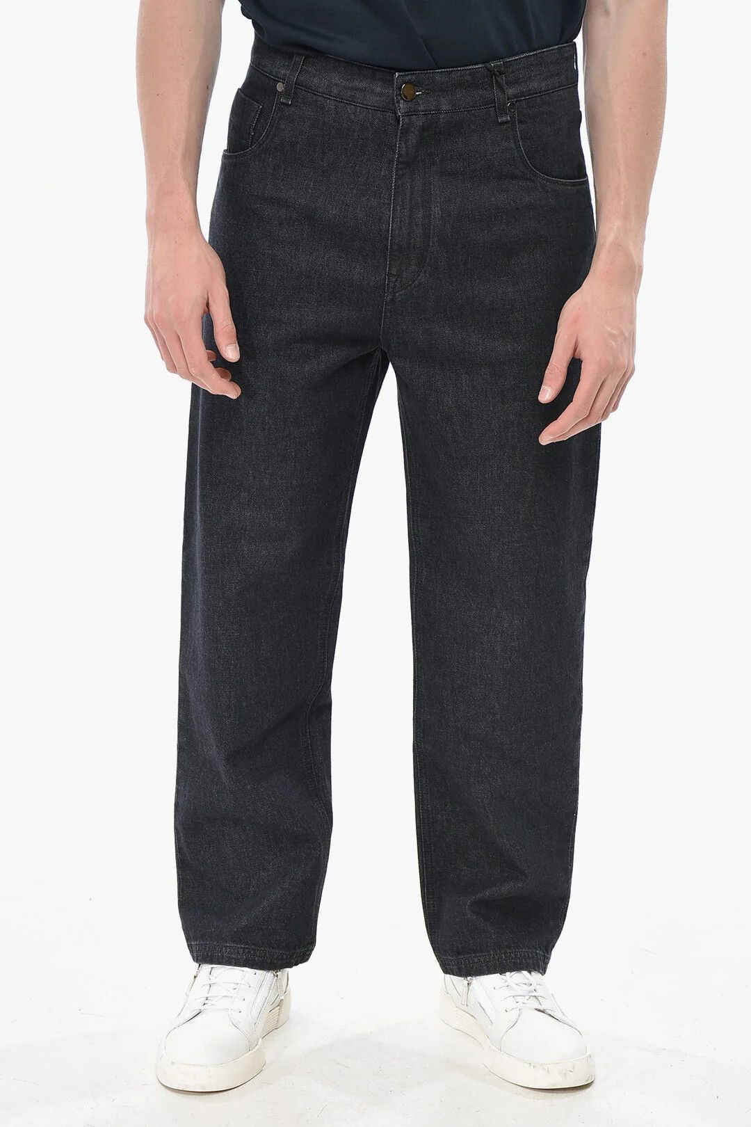 Fendi og1mm0326 Dark-Wash Jeans in Black Size US 33 - 1 Thumbnail