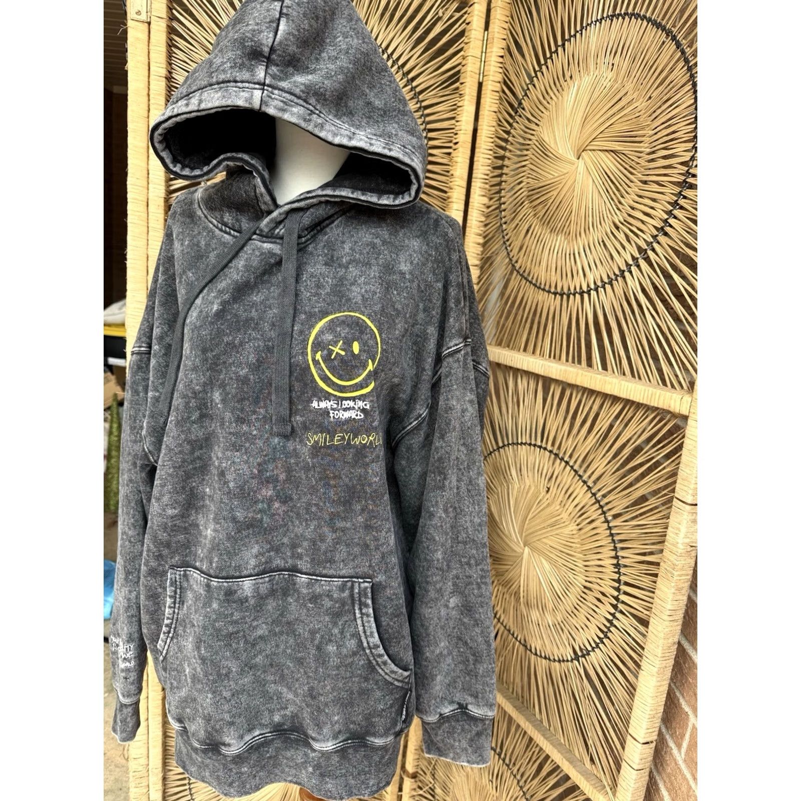 Vintage SmileyWorld x FOX Oversized Hoodie Large Black Acid Wash Graphic Smiley Pullover Size US L / EU 52-54 / 3 - 3 Thumbnail