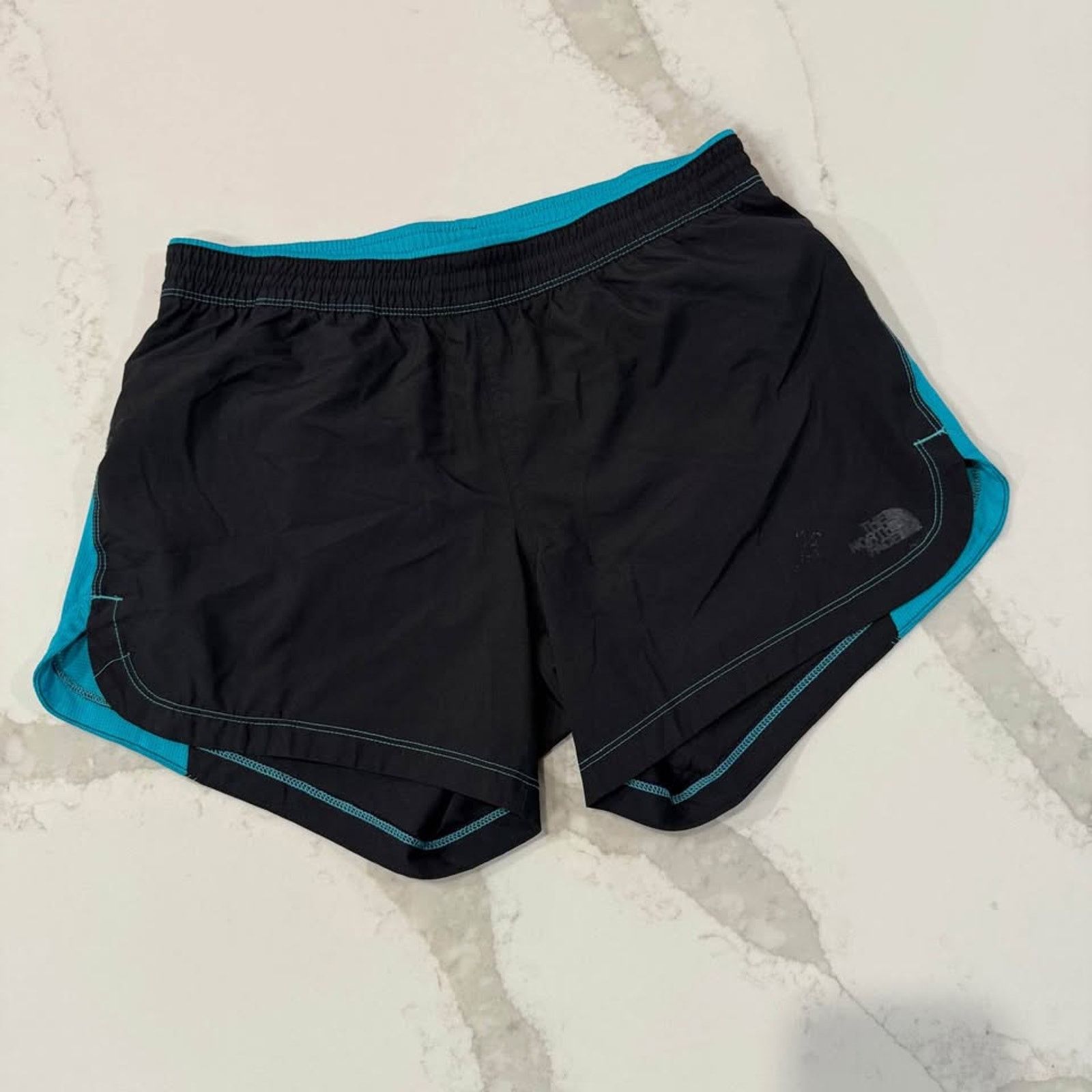 The North Face The North Face Athletic Running Shorts Womens S Black Lined Size 28" / US 6 / IT 42 - 1 Thumbnail