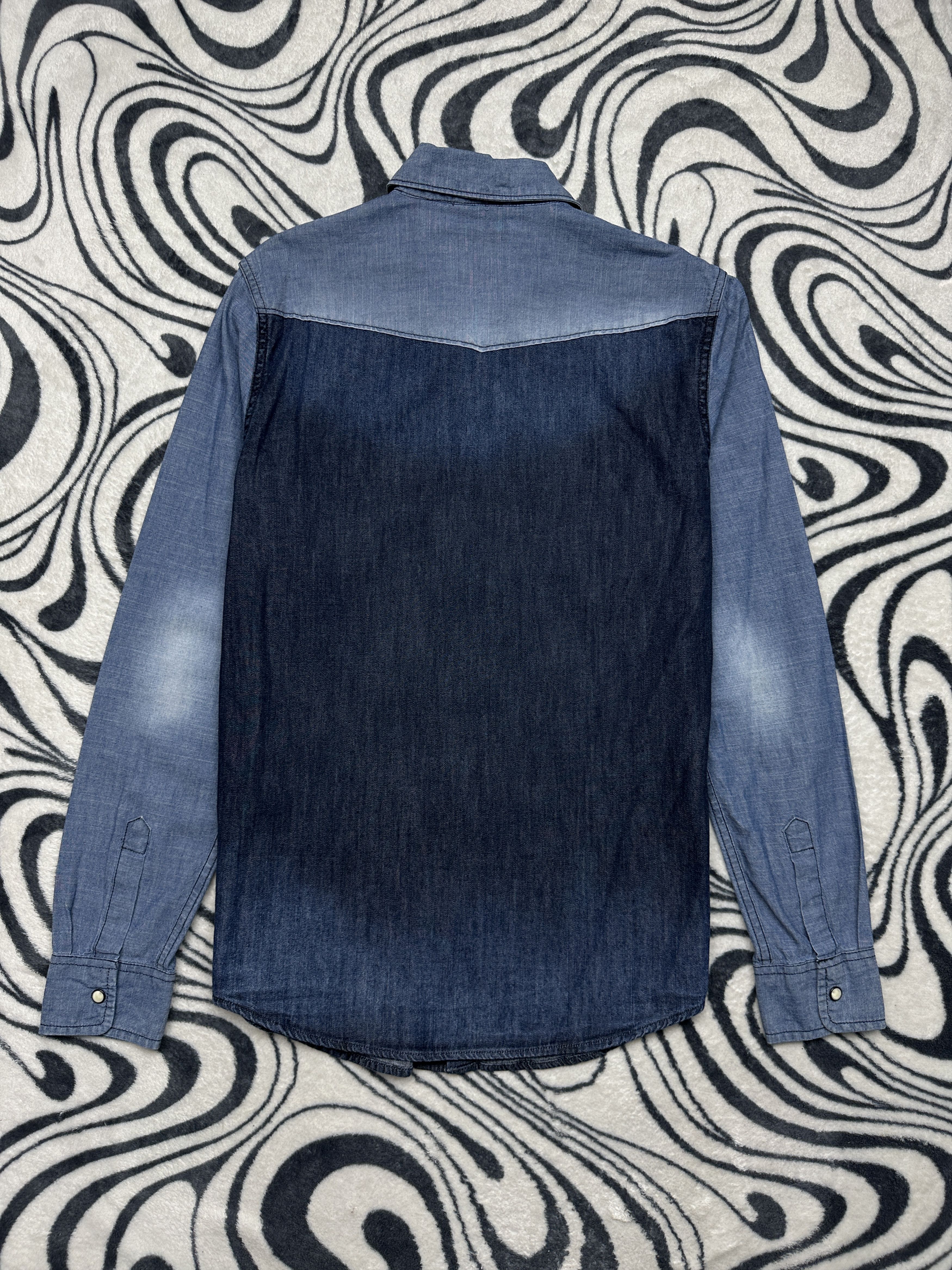 Levi's Levi's Mens Denim Shirt Jeans Y2K Size US S / EU 44-46 / 1 - 7 Thumbnail