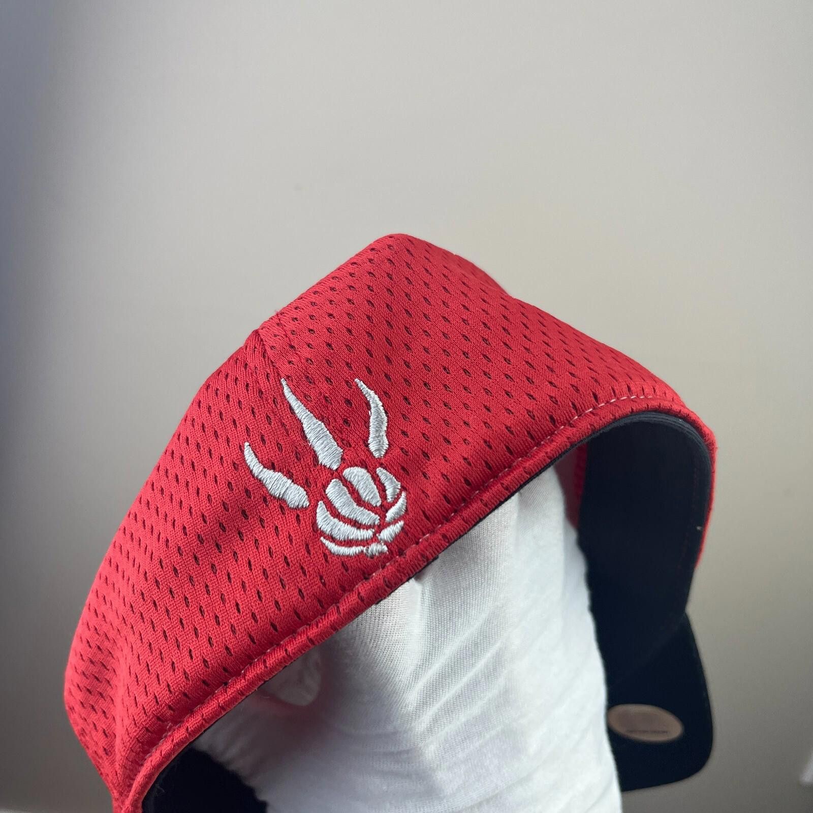 Adidas Vintage Y2K Toronto Raptors Adidas Mesh Hat Fitted Drake Size ONE SIZE - 4 Thumbnail
