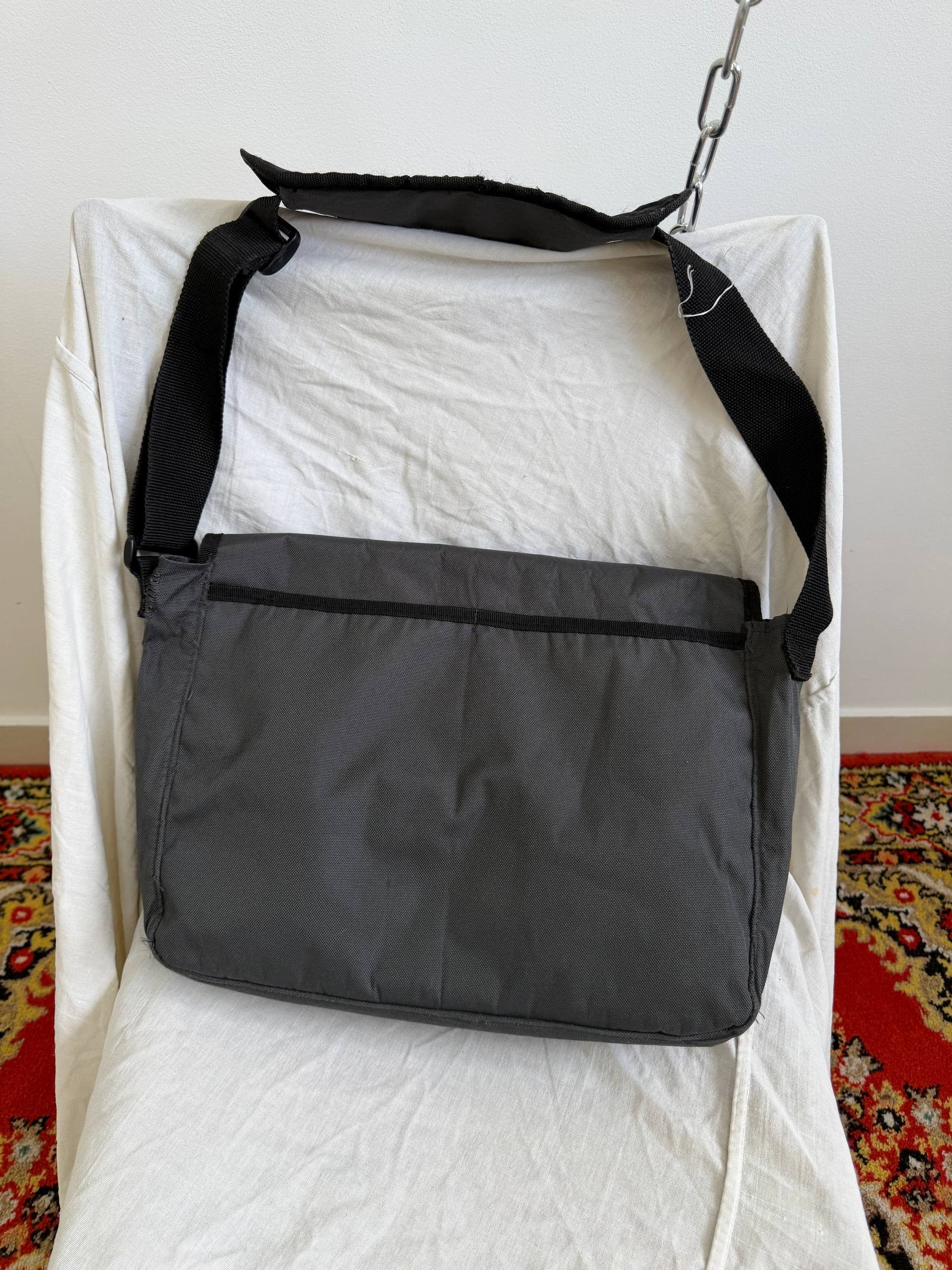 Vintage Avant-Garde If Six Was Nine Style Crossbody Messenger Bag Size ONE SIZE - 10 Thumbnail
