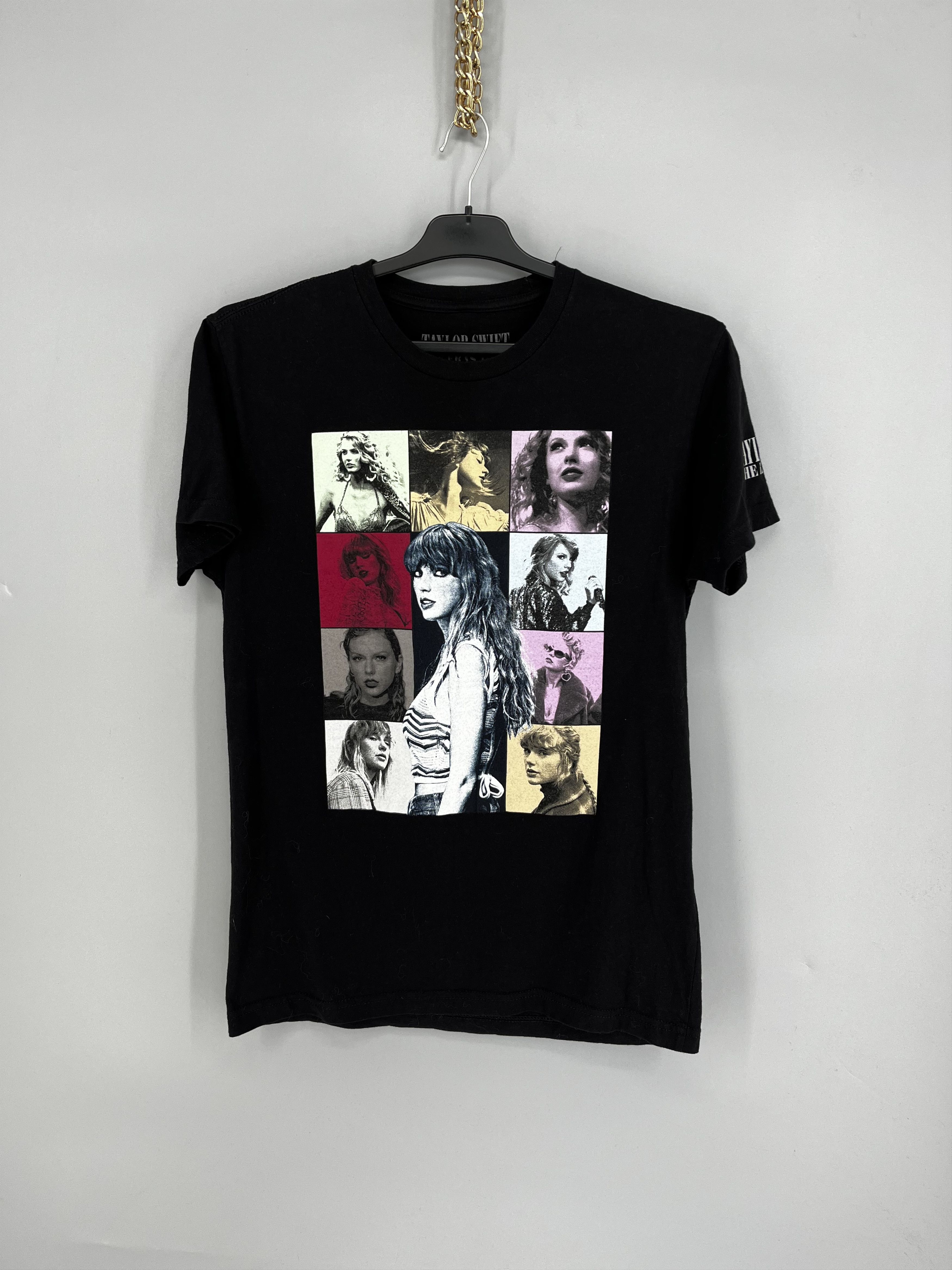 Band Tees Taylor Swift Reputation Stadium Tour T-Shirt Size S Size US S / EU 44-46 / 1 - 1 Thumbnail