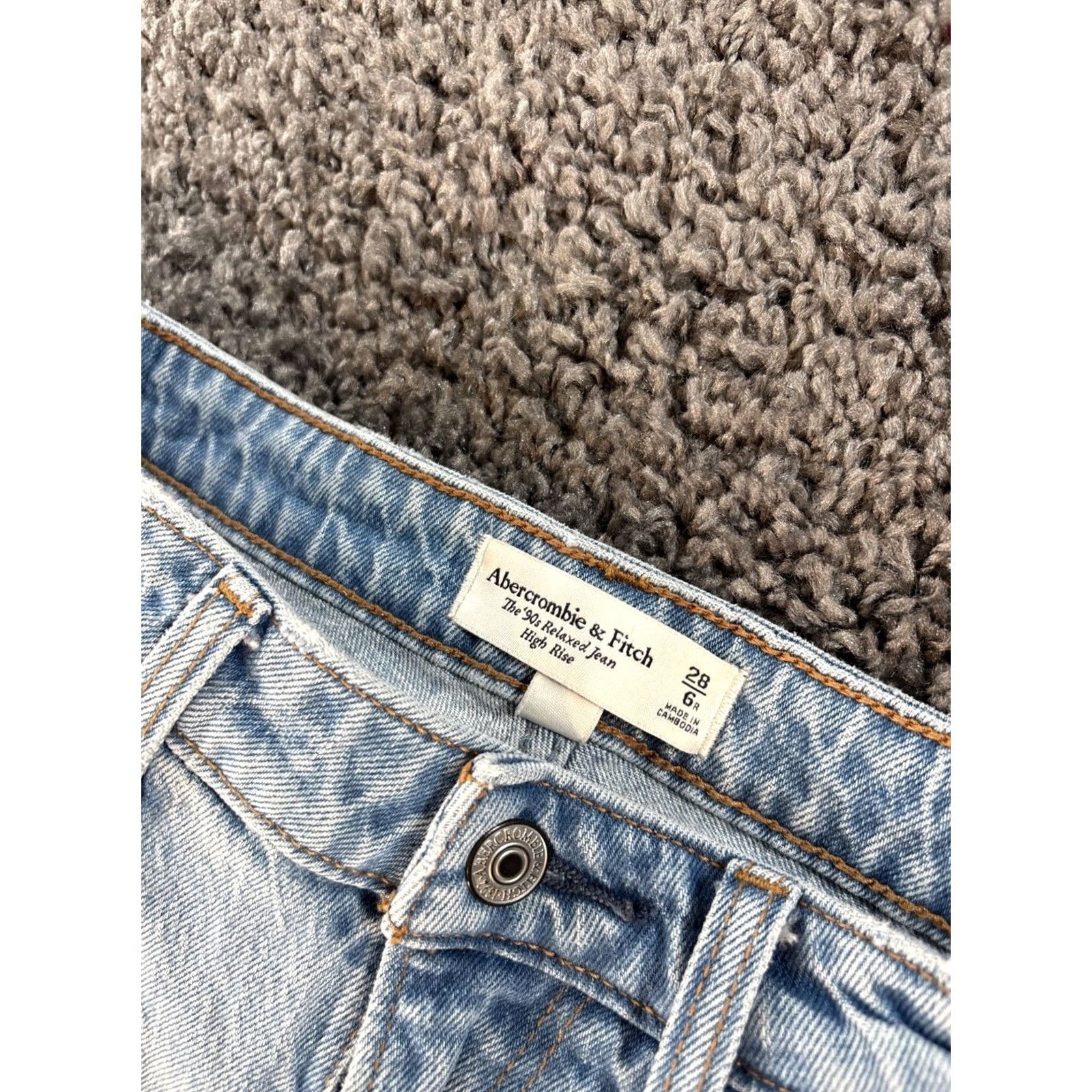 Abercrombie & Fitch Abercrombie & Fitch Jeans The '90s Straight Ultra High Rise Distressed 28 Blue 5-Pocket Denim Women Regular Rise High Rise Jeans 28 in Inseam 29 in Size 28" / US 6 / IT 42 - 6 Thumbnail