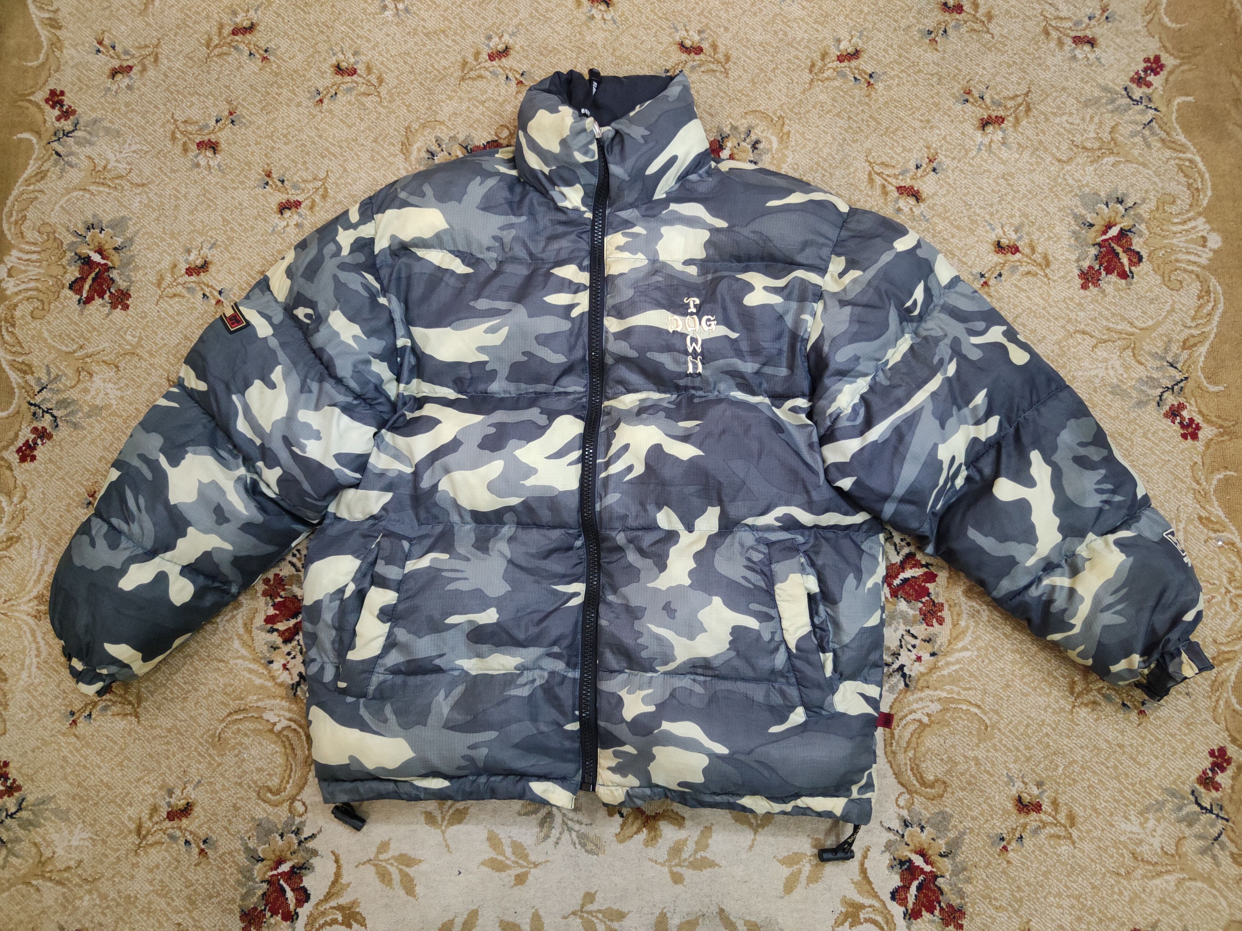 image of Dogtown Reversible Puffer Jacket in Camo, Men's (Size Large)