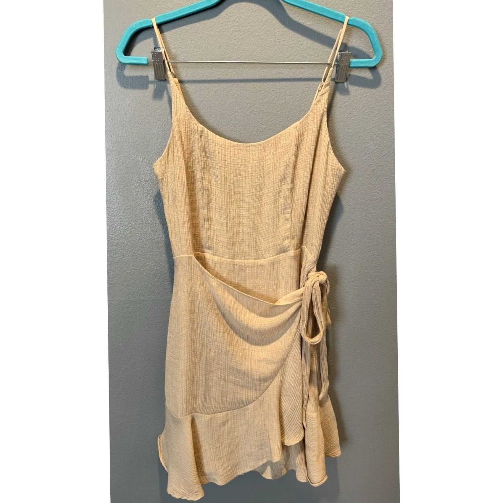 Vintage GB Gianni Bini Mini Wrap Dress Tan M Womens Size M / US 6-8 / IT 42-44 - 2 Thumbnail