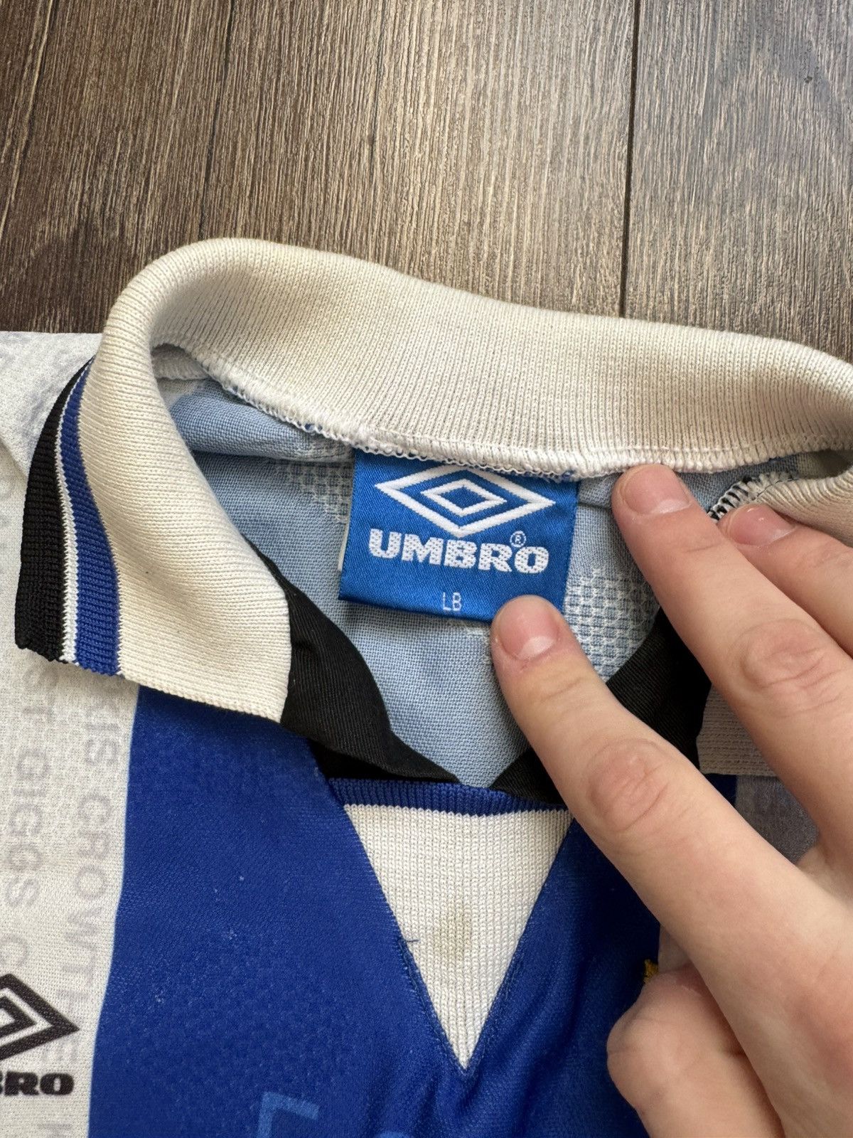 Umbro Boys Kids Umbro Manchester United 1994 1995 Third Football Soccer Shirt Jersey Size US L / EU 52-54 / 3 - 4 Thumbnail