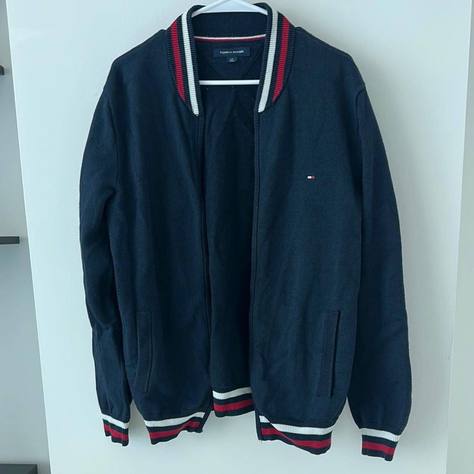 Tommy Hilfiger Tommy Hilfiger Blue and Red Varsity Bomber Jacket Size US L / EU 52-54 / 3 - 1 Thumbnail