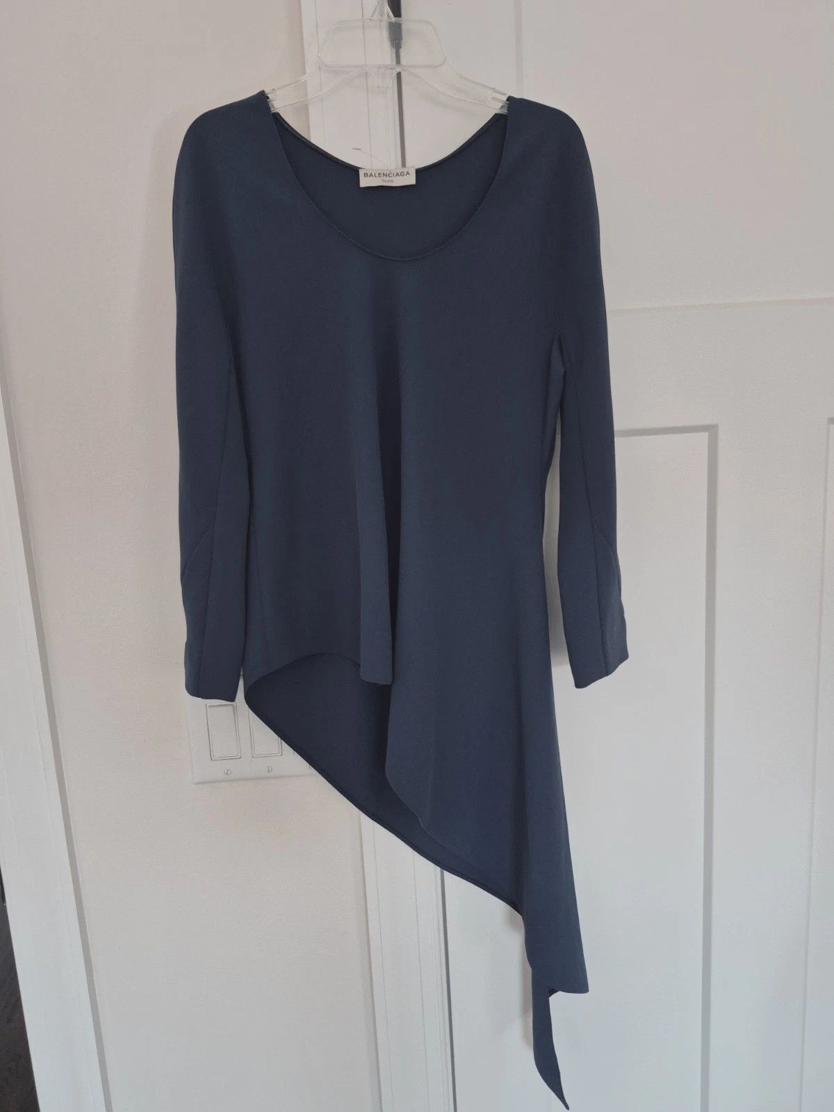 Balenciaga Blouse Asymmetrical Hem Long Sleeve Round Neck Size EU 36 Size XS / US 0-2 / IT 36-38 - 2 Thumbnail