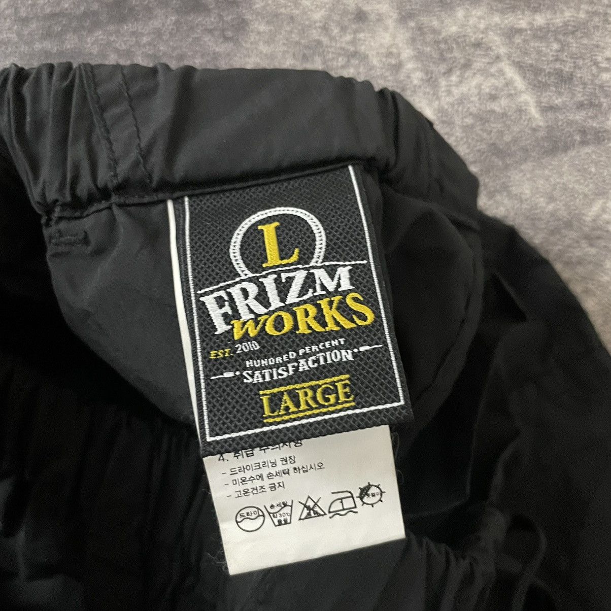 Japanese Brand Frizmworks nylon cargo pants Size US 34 / EU 50 - 6 Thumbnail