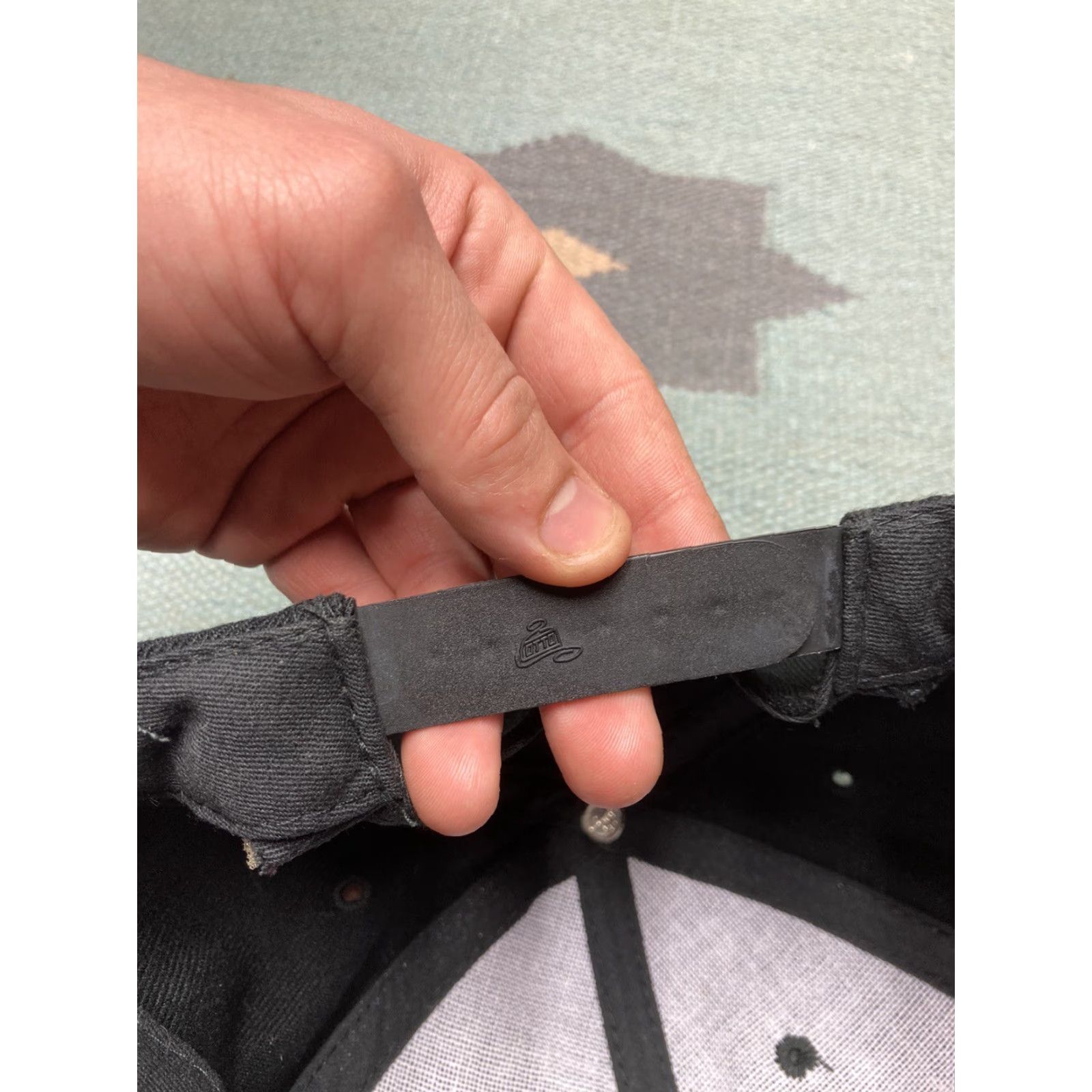 Vintage VINTAGE SnapBack Hat Cap Kewadin Casinos Michigan Wool Faded Gambling 90s Otto Cap Adjustable Men Black 90s Mens Hat Size ONE SIZE - 8 Thumbnail
