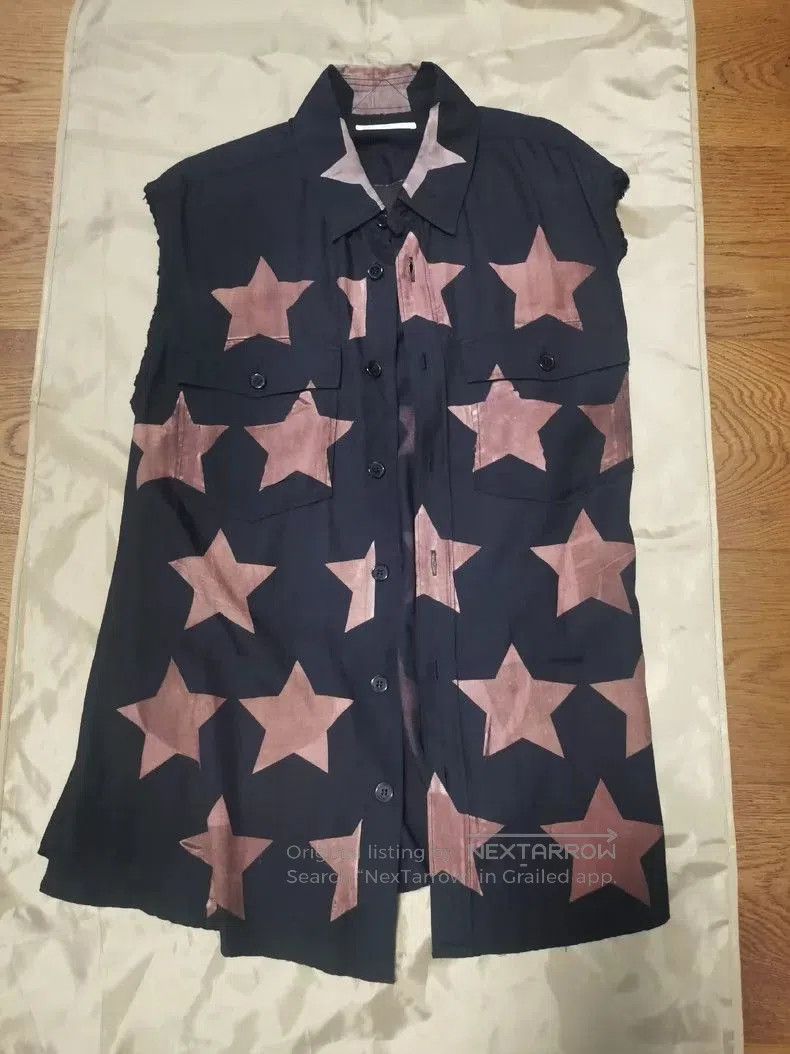 Saint Laurent Paris Star Print Sleeveless Shirt.