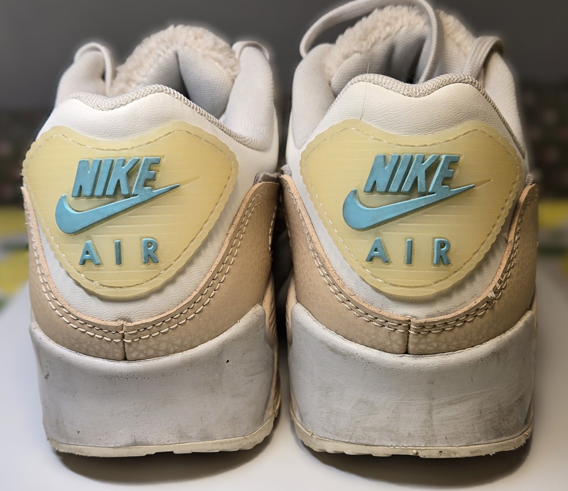 Nike Wmns Air Max 90 Premium 'Particle Beige' Size US 8 / IT 38 - 7 Thumbnail