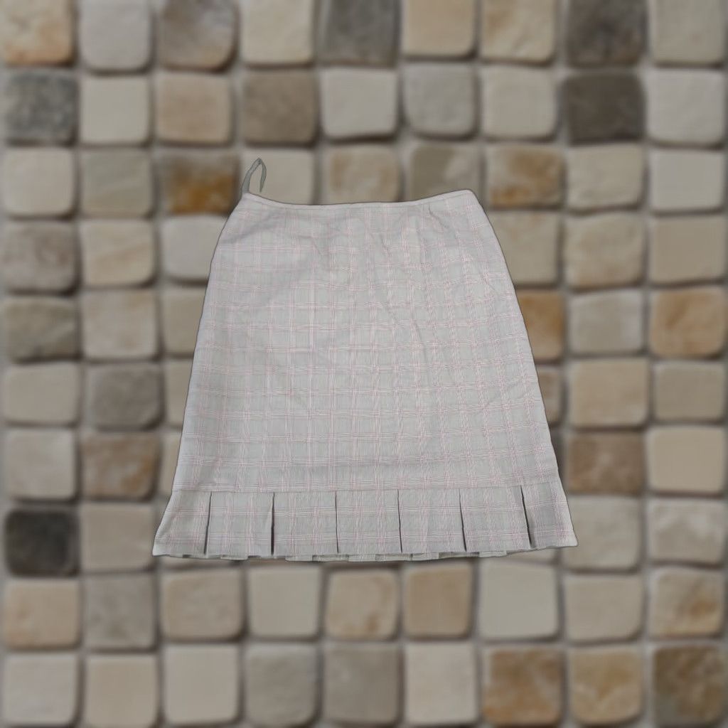 Vintage Tahari Skirt Womens 12 Gray Pink Plaid Check Pleated Fishtail NEW Size 34" / US 12 / IT 48 - 1 Thumbnail