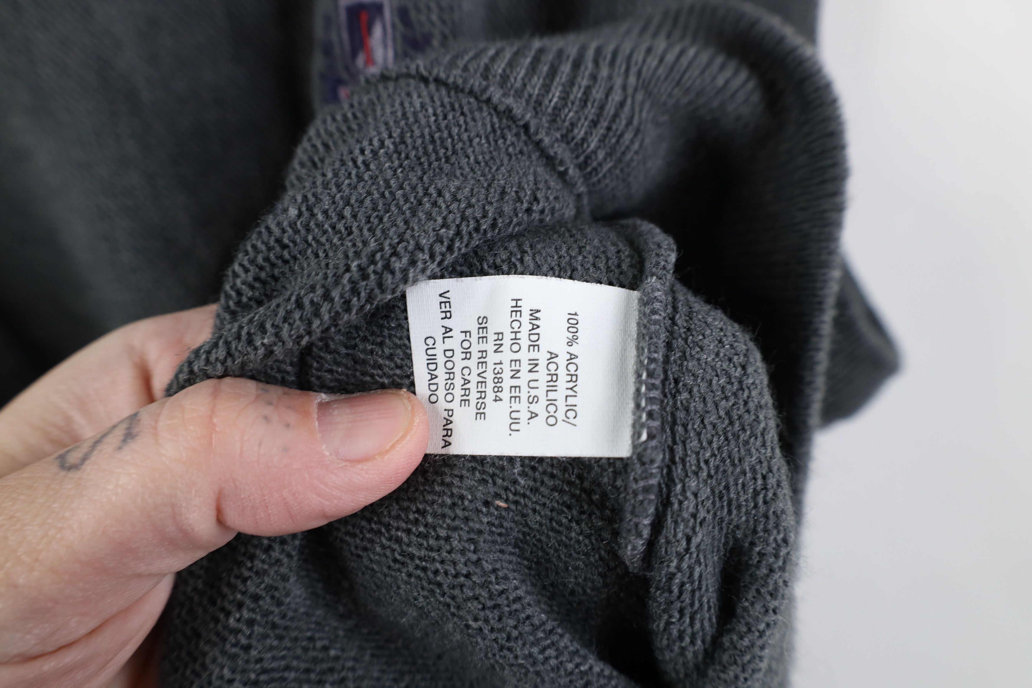 Izod Vintage 90s Izod Knit V-Neck Sweater Vest Gray Acrylic USA Size US XL / EU 56 / 4 - 7 Thumbnail