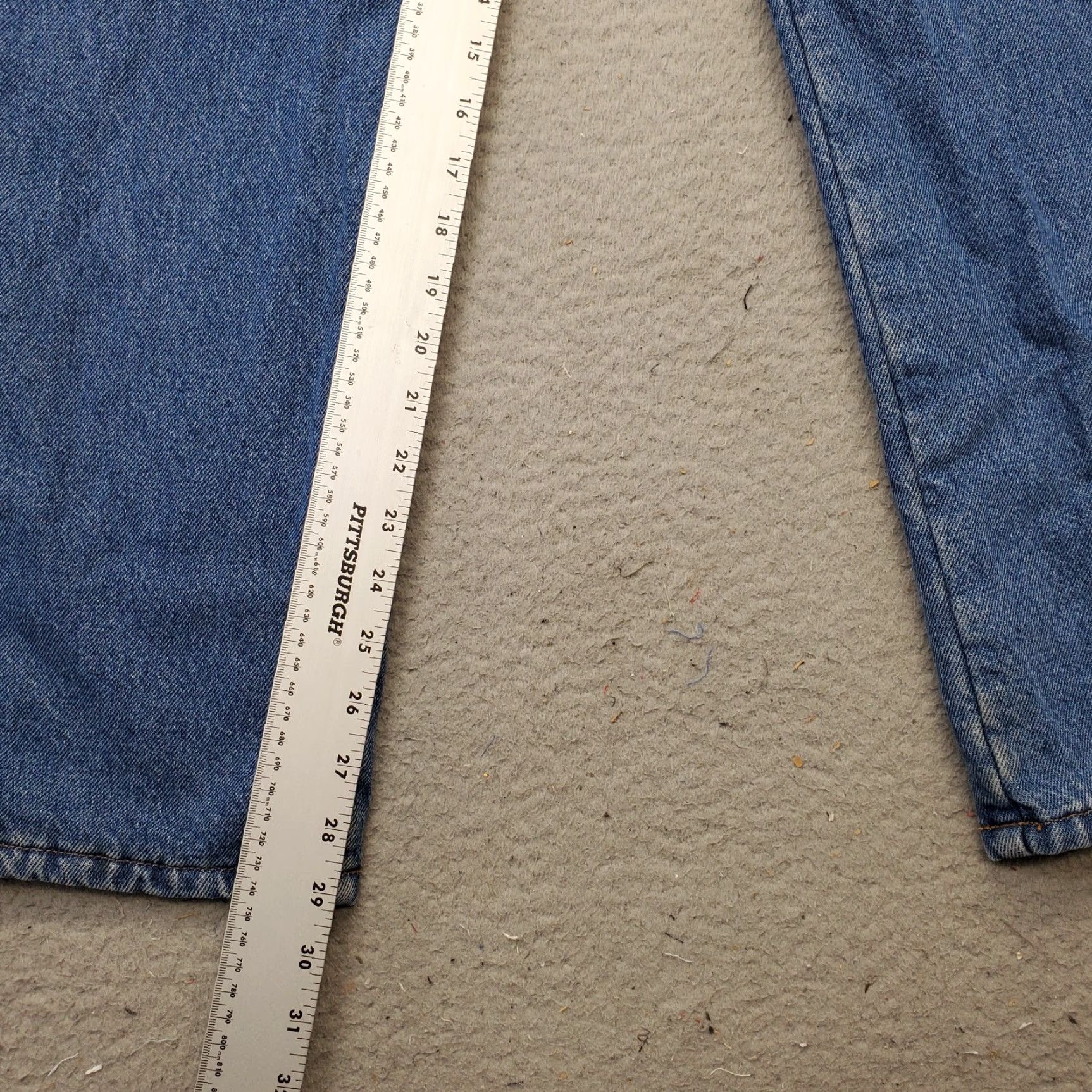 Vintage L.L. Bean Jeans Mens 36x30 Blue Denim 5-Pocket Straight Size Mens Regular Classic Fit Modern Belt Low Rise Straight Leg Denim Jeans Size US 36 / EU 52 - 4 Thumbnail