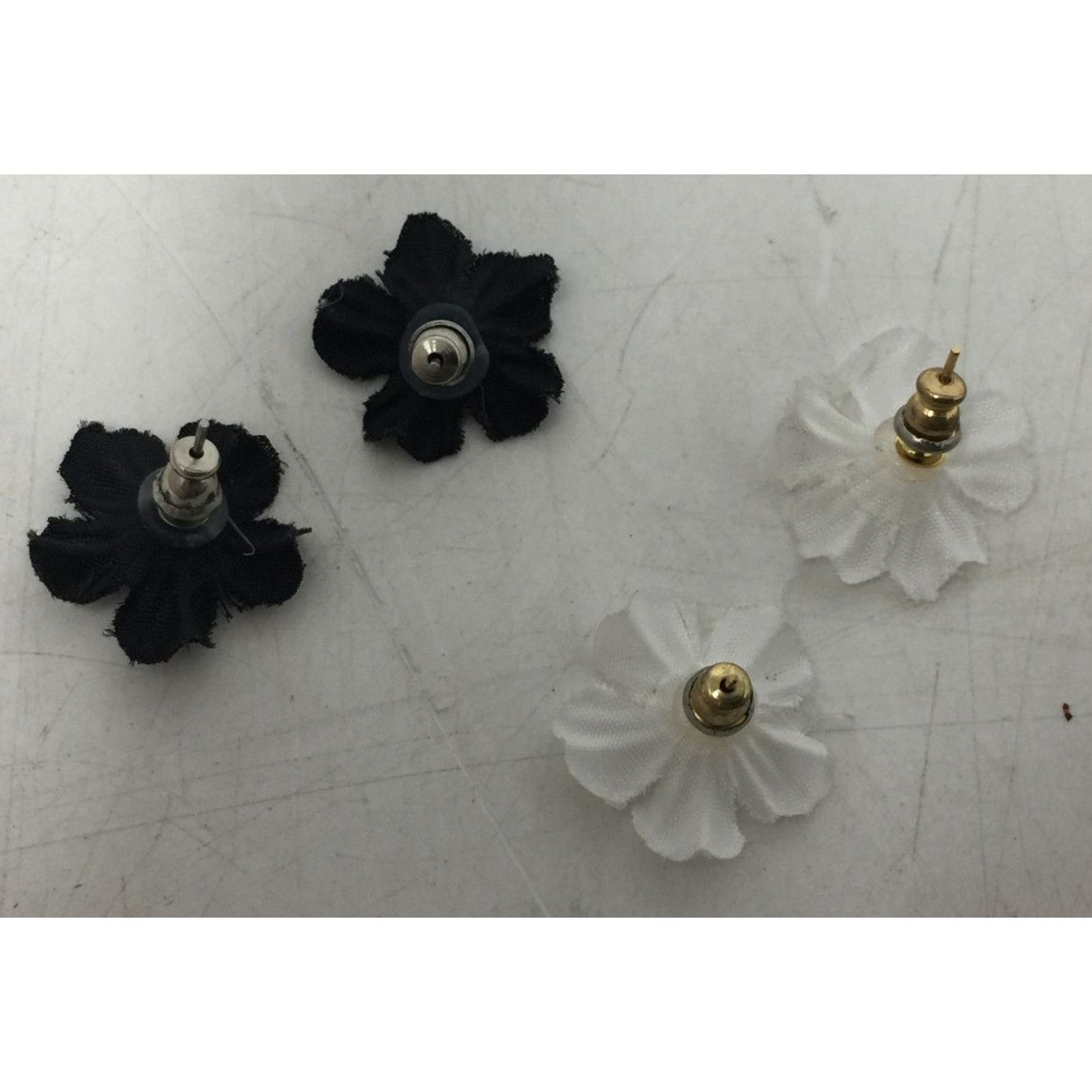 Other 2 Pairs of Women's Flower Earrings (1 black and 1 white pair Size ONE SIZE - 2 Thumbnail