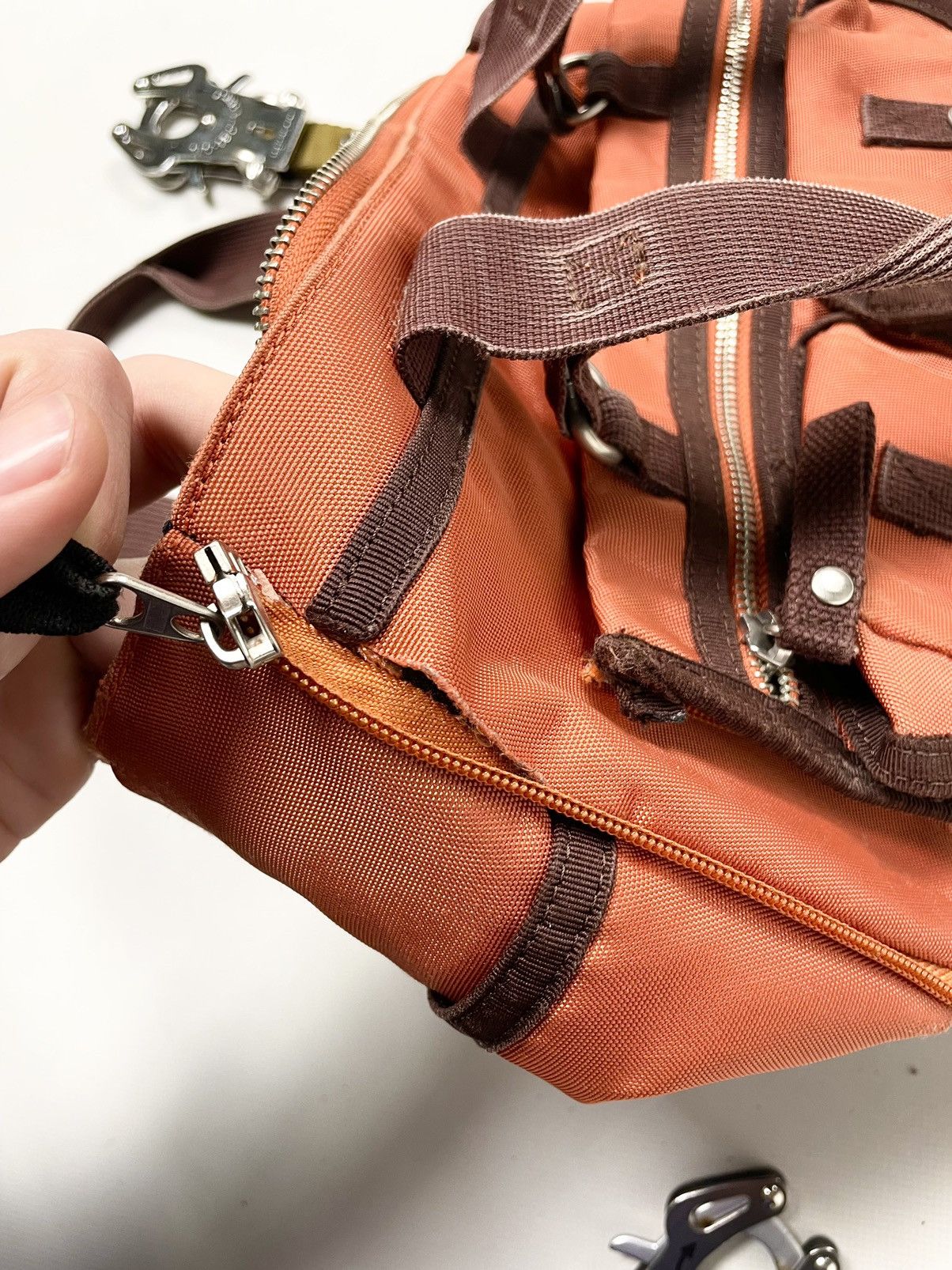 Japanese Brand George Gina & Lucy Vintage Orange Alyx Carabiner Bag GGL Size ONE SIZE - 10 Thumbnail