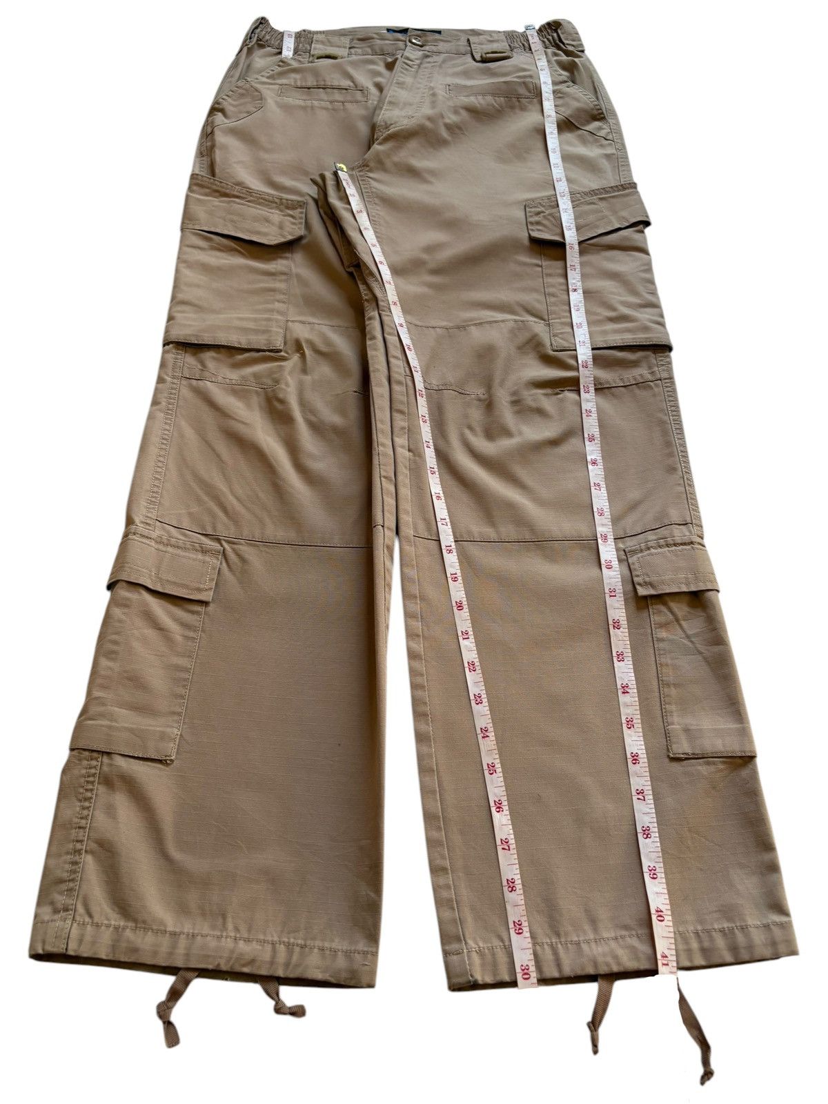 Japanese Brand Vintage Japanese Brand Cargo Multi Pocket Baggy Jeans Size US 31 - 13 Thumbnail