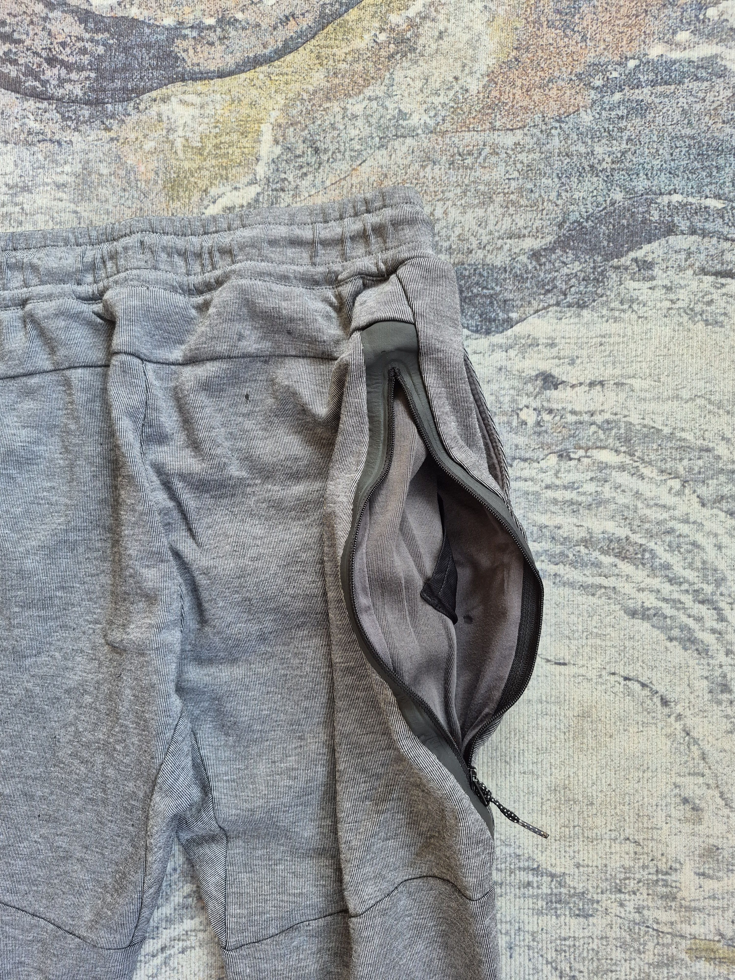 Nike 🔥 Nike Track Pants Youth Size Size US 26 / EU 42 - 5 Thumbnail