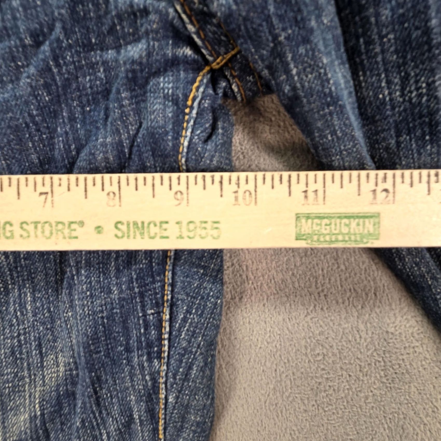 Levi's VINTAGE Levi's 501 Jeans Mens Regular 29x29 Blue Medium Wash Distressed Pockets 501 XX USA Whiskers Denim Button Fits 29 Mens Size US 29 - 6 Thumbnail