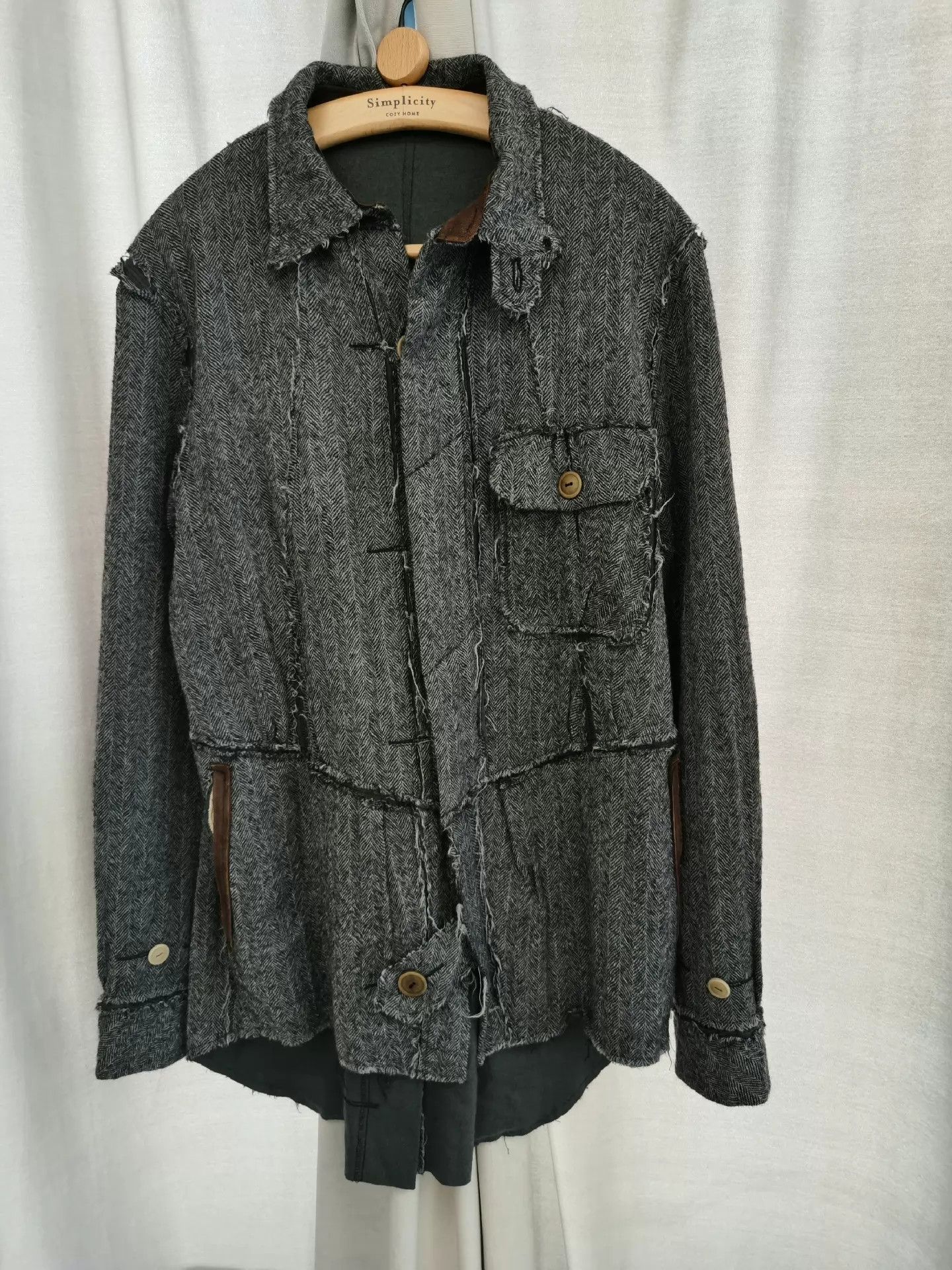 Takahiromiyashita The Soloist. the soloist Miyashita Deconstructed Raw Blazer Size S Size US S / EU 44-46 / 1 - 1 Thumbnail