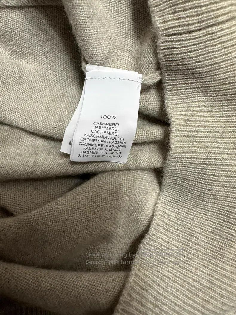 Brunello Cucinelli Brunello Cucinelli Women's V-neck Long Sleeve Cashmere Kni Size L / US 10 / IT 46 - 4 Thumbnail