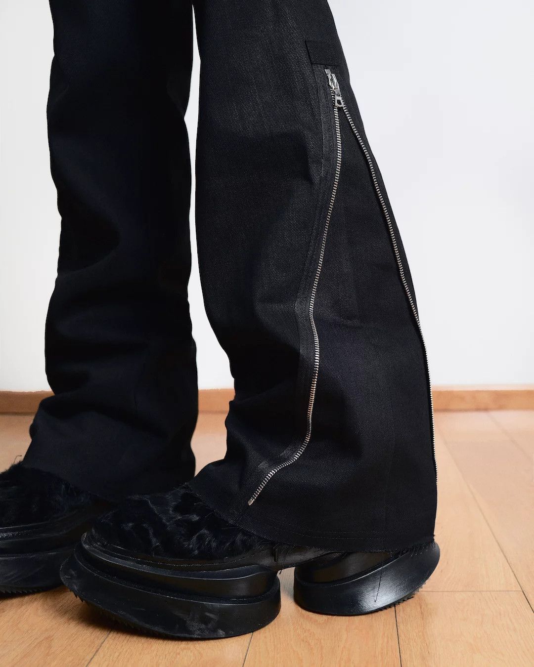 Other UNMERE FLARED PANTS Size US 30 / EU 46 - 7 Thumbnail