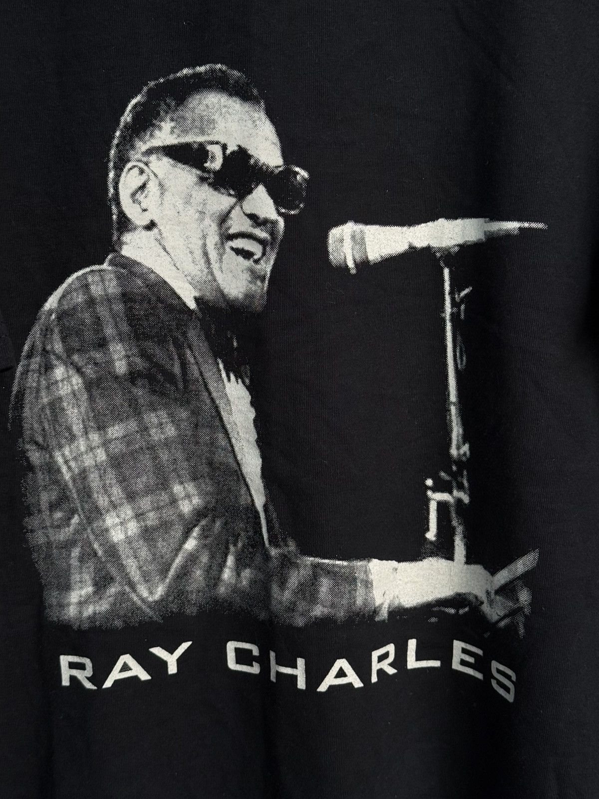 Band Tees Viintage RAY CHARLES tee Size US L / EU 52-54 / 3 - 3 Thumbnail