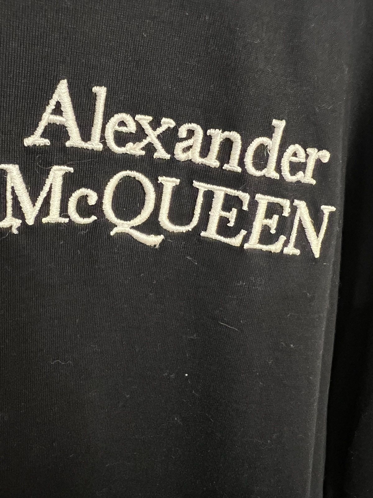 Alexander McQueen Embroidered Alexander McQueen T Shirt Size US XXL / EU 58 / 5 - 2 Thumbnail