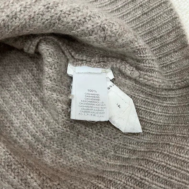 Brunello Cucinelli Brunello Cucinelli Khaki cashmere cardigan Size XS / US 0-2 / IT 36-38 - 5 Thumbnail