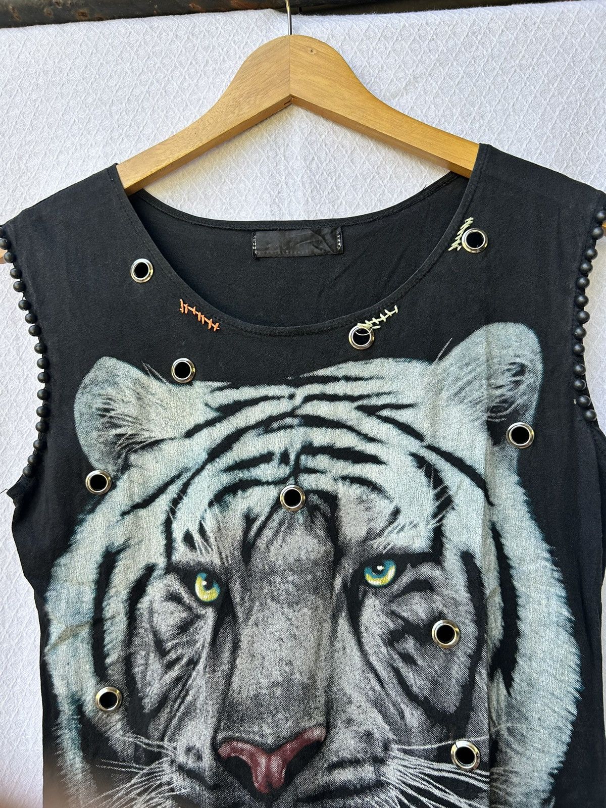 If Six Was Nine × Japanese Brand × Le Grande Bleu (L.G.B.) 💸BINDINGOFFER💸Showtime japanese gothic tiger shirt Size US L / EU 52-54 / 3 - 3 Thumbnail
