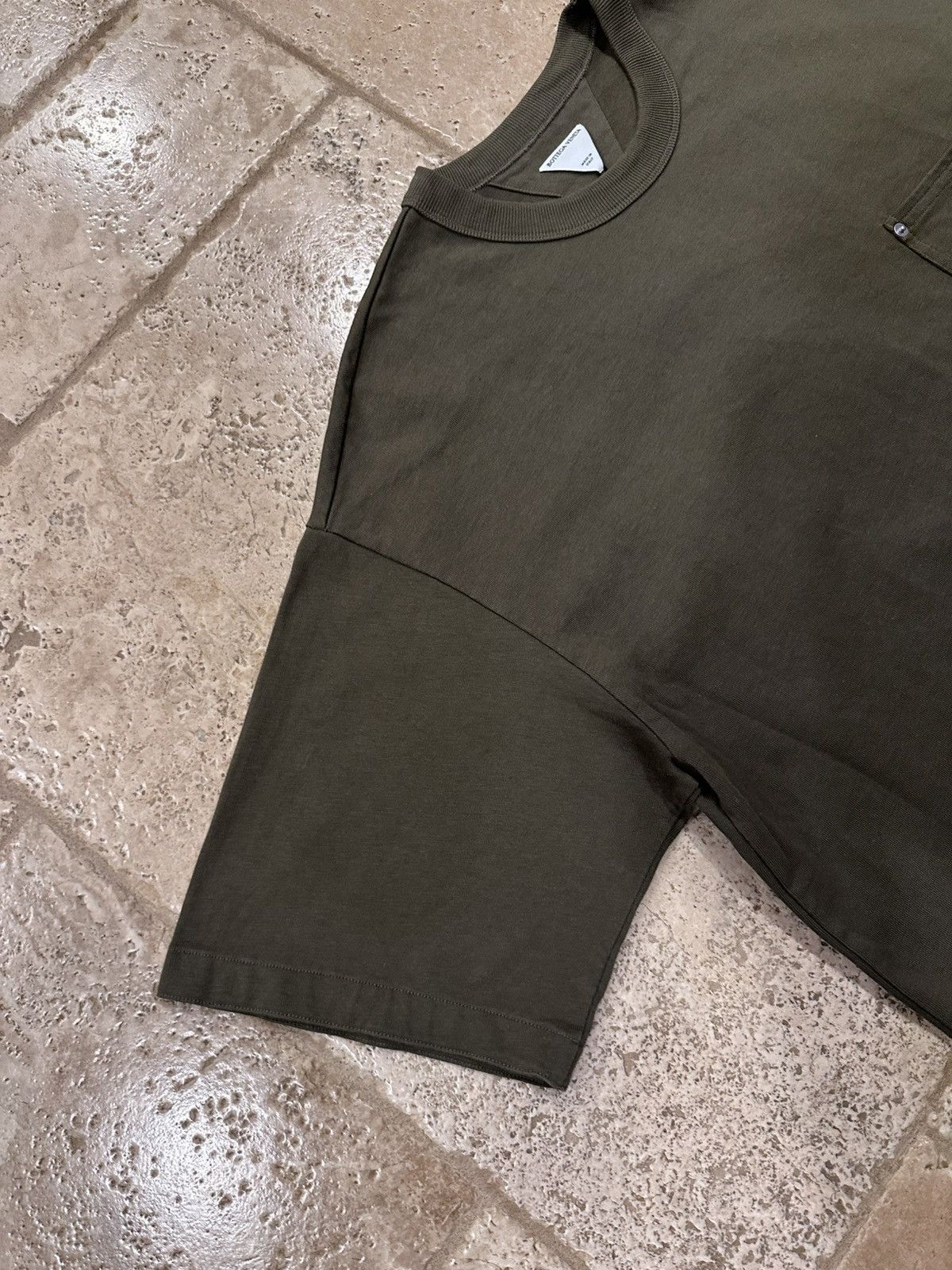 Bottega Veneta Bottega Veneta Olive Green Pocket Short Sleeve Tee Size US L / EU 52-54 / 3 - 5 Thumbnail