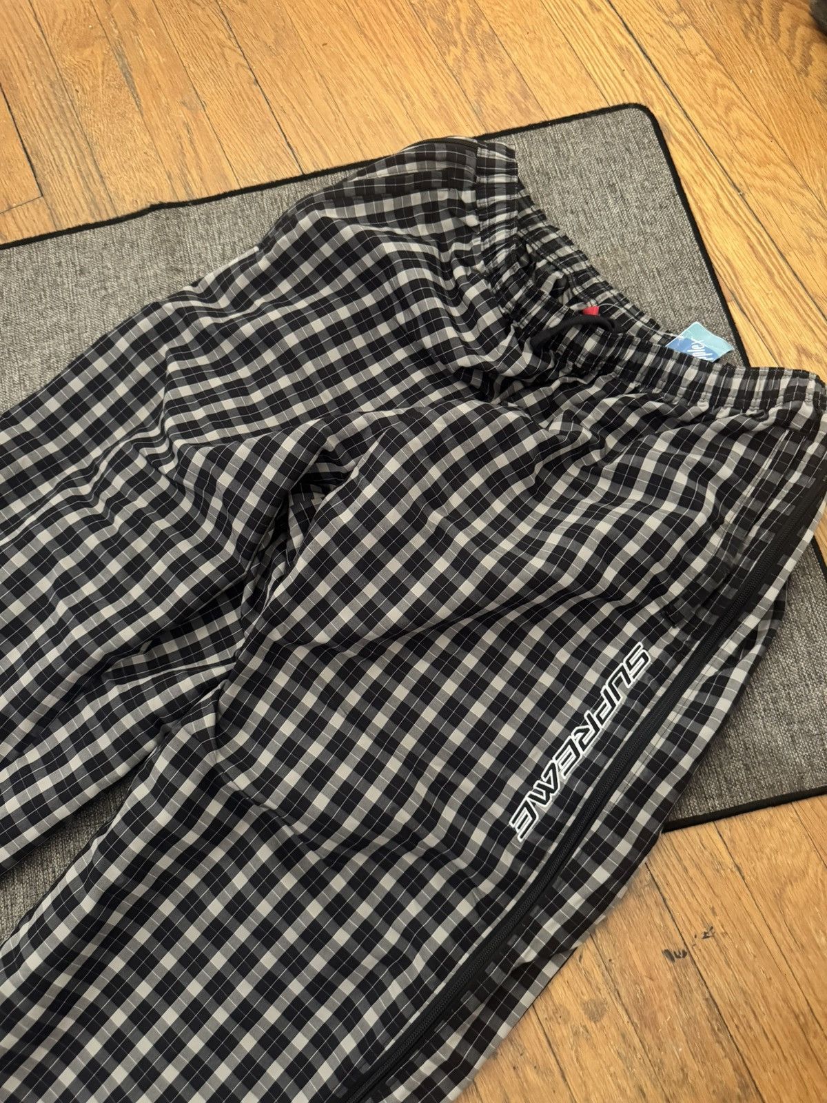 Supreme Supreme Plaid Nylon Track Pants Size US 36 / EU 52 - 4 Thumbnail