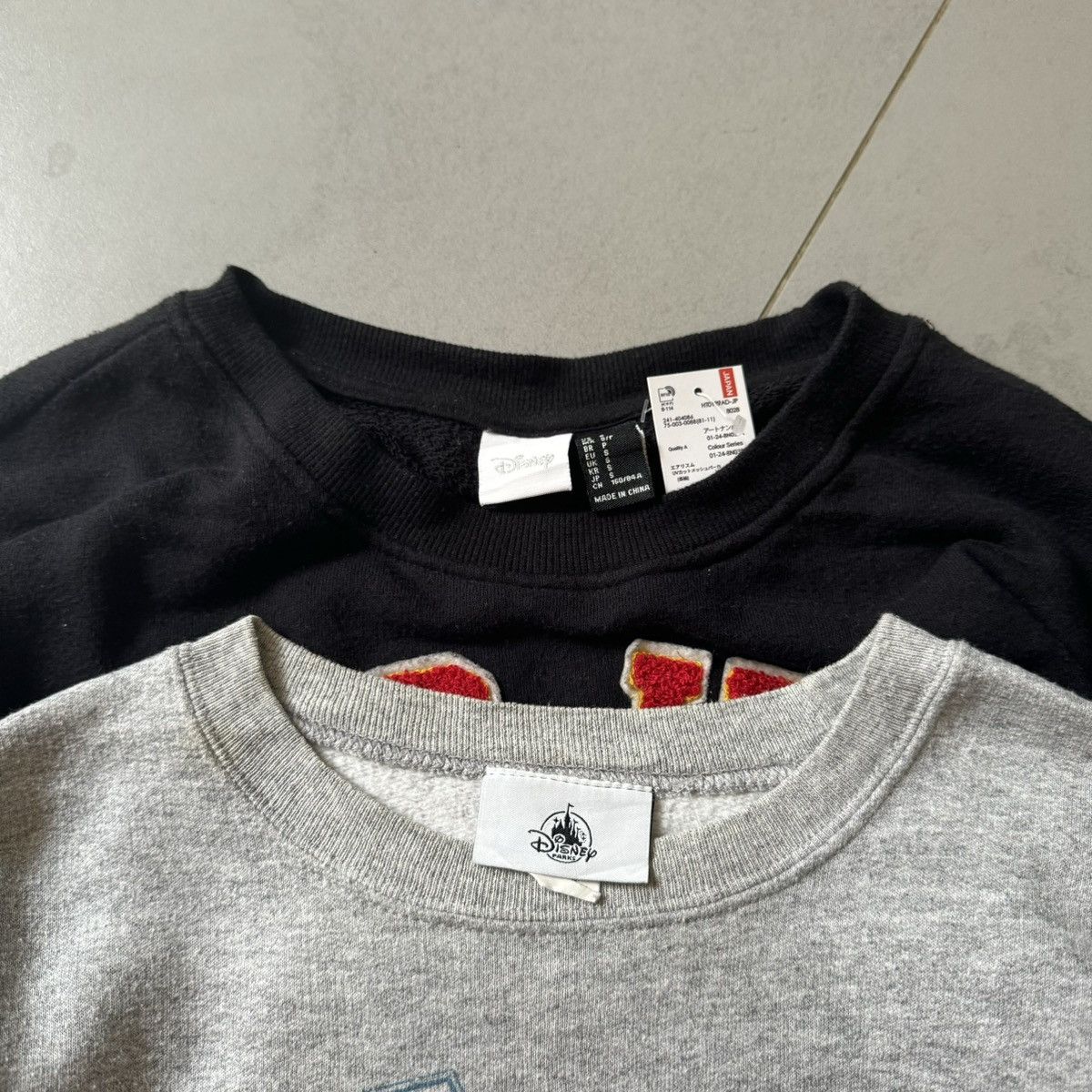 Disney Bundle 2 Disney Crewnecks Size S / US 4 / IT 40 - 3 Thumbnail