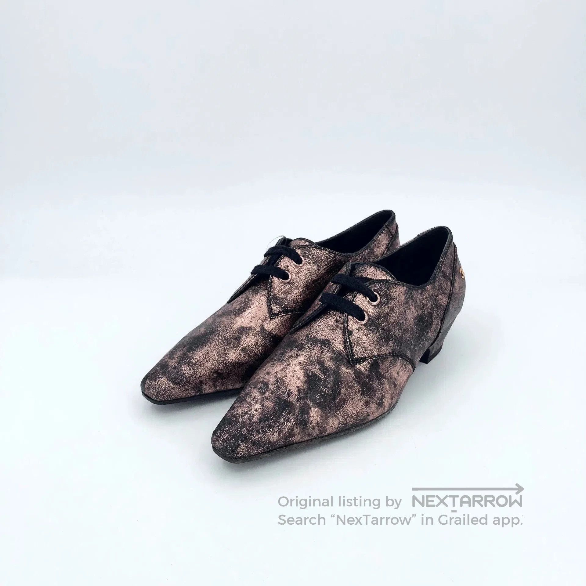 Chanel Chanel Pink Gold Logo Leather Pointed Shoes. Size US 5.5 / EU 38 - 1 Thumbnail