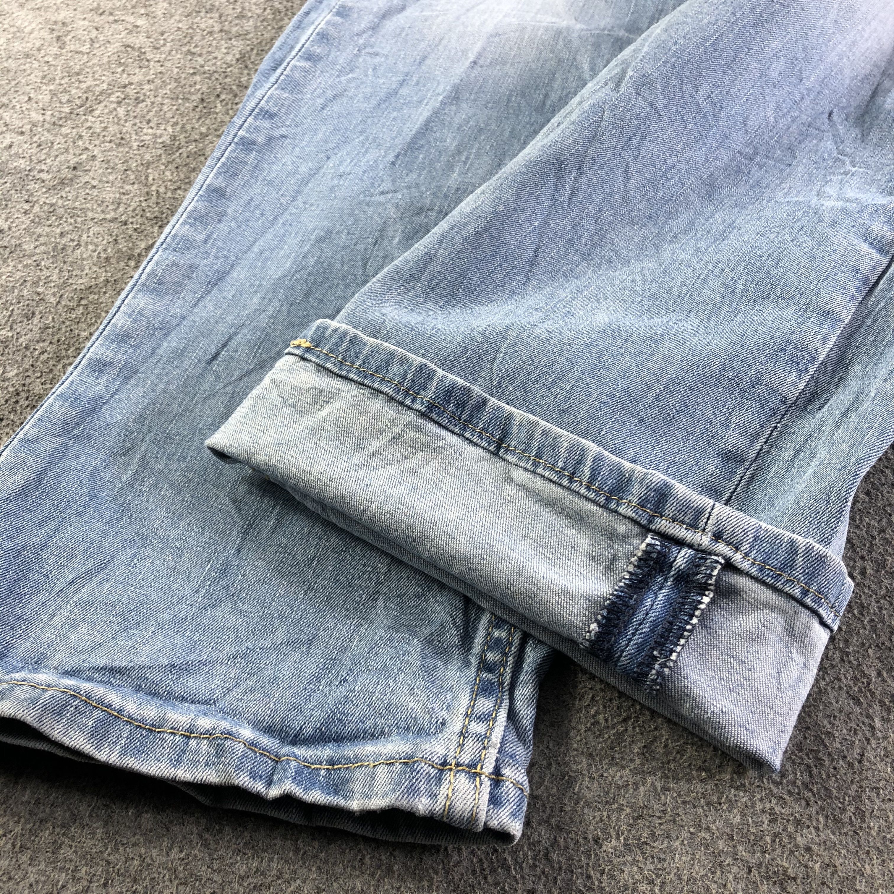 Levi's Vintage Blue Wash Levis 505 Jeans-J4510 Size US 35 - 6 Thumbnail