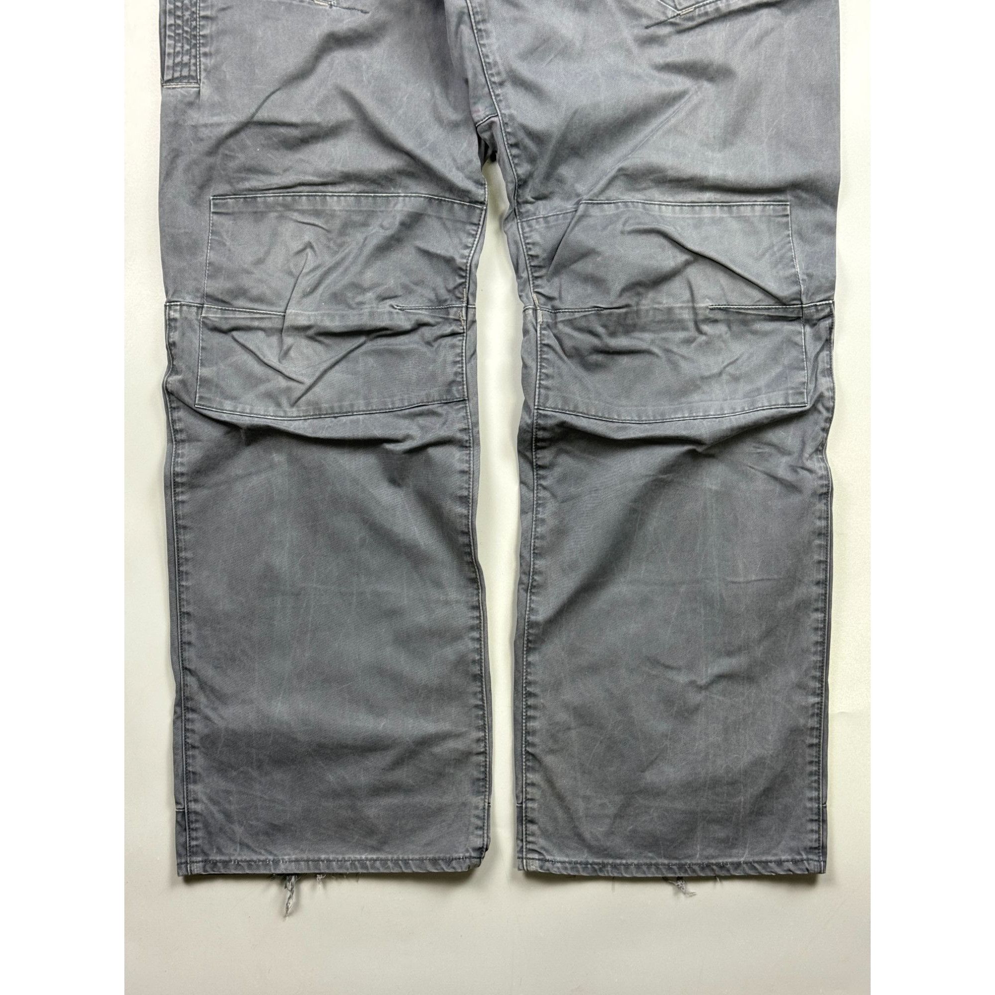 G-Star G-Star RAW Gray Cargo Pants (Y1192) Size US 35 - 2 Thumbnail