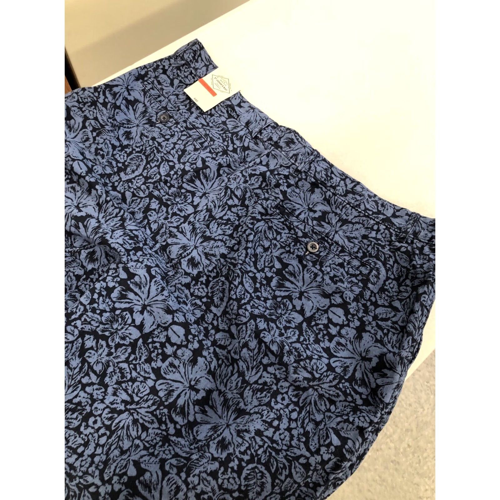 Vintage VINTAGE St. John's Bay MENS Dress SHORTS Indigo Floral 40 NWT Blue Flat Front Belt Loops 9in Inseam Casual Shorts Mens Regular Size US 40 / EU 56 - 3 Thumbnail