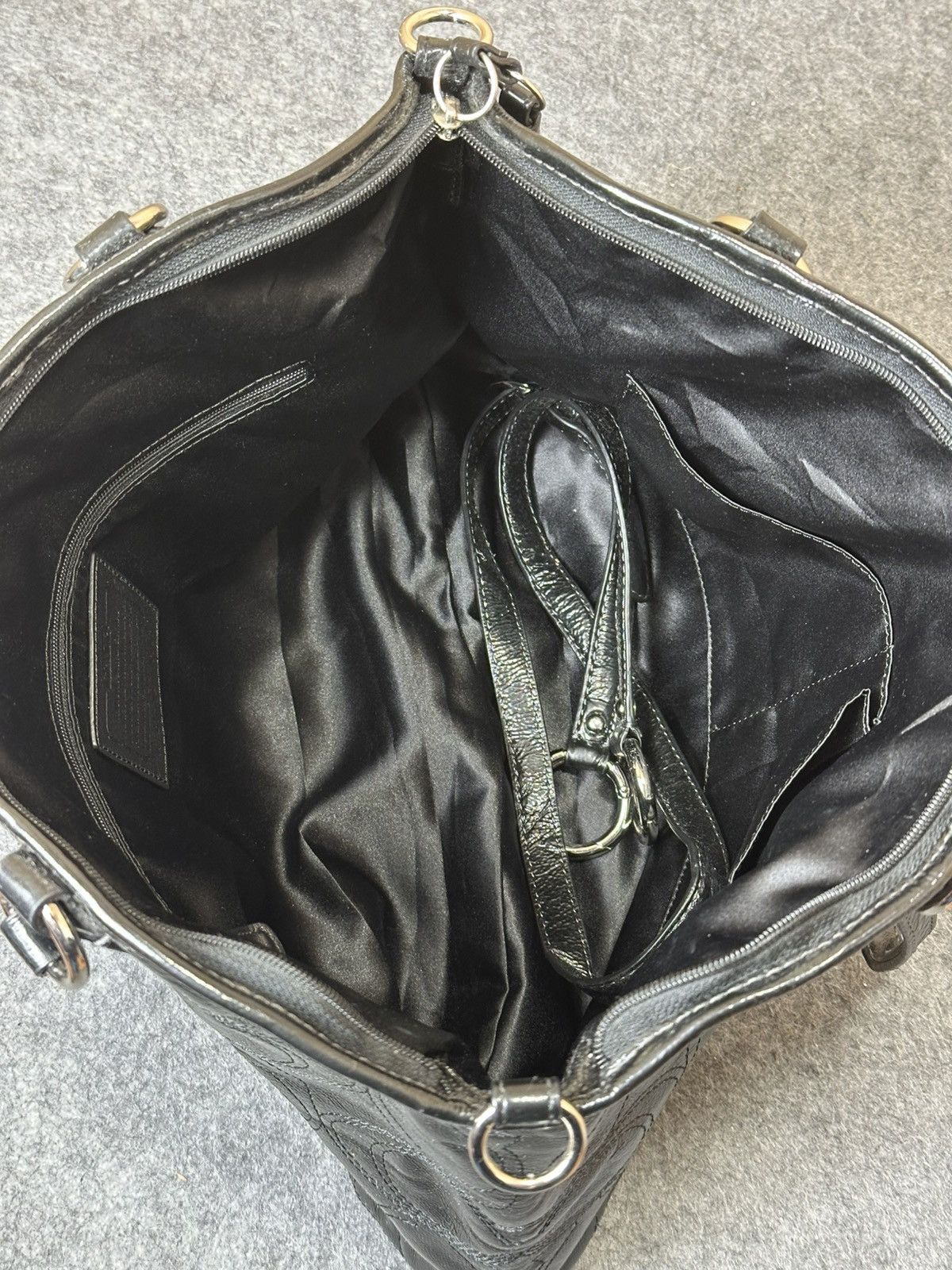 Coach Coach patent leather stitched 2WAY shoulder bag. Size ONE SIZE - 19 Thumbnail