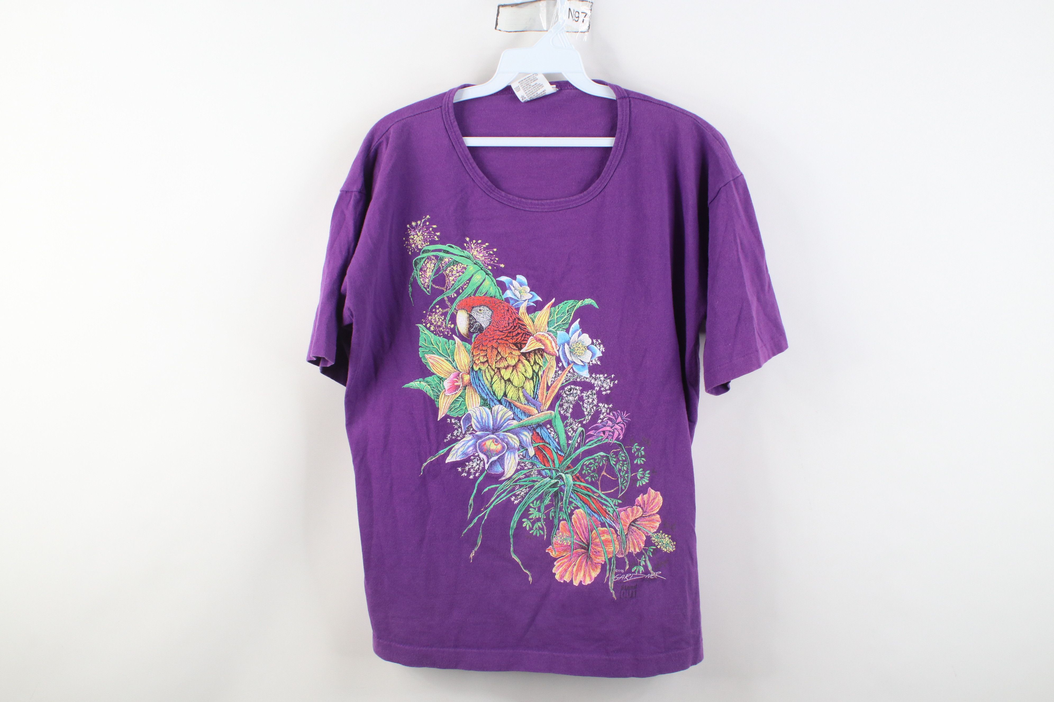 Vintage Vintage 90s Streetwear Day Parrot Bird Flower T-Shirt USA Size L / US 10 / IT 46 - 1 Thumbnail