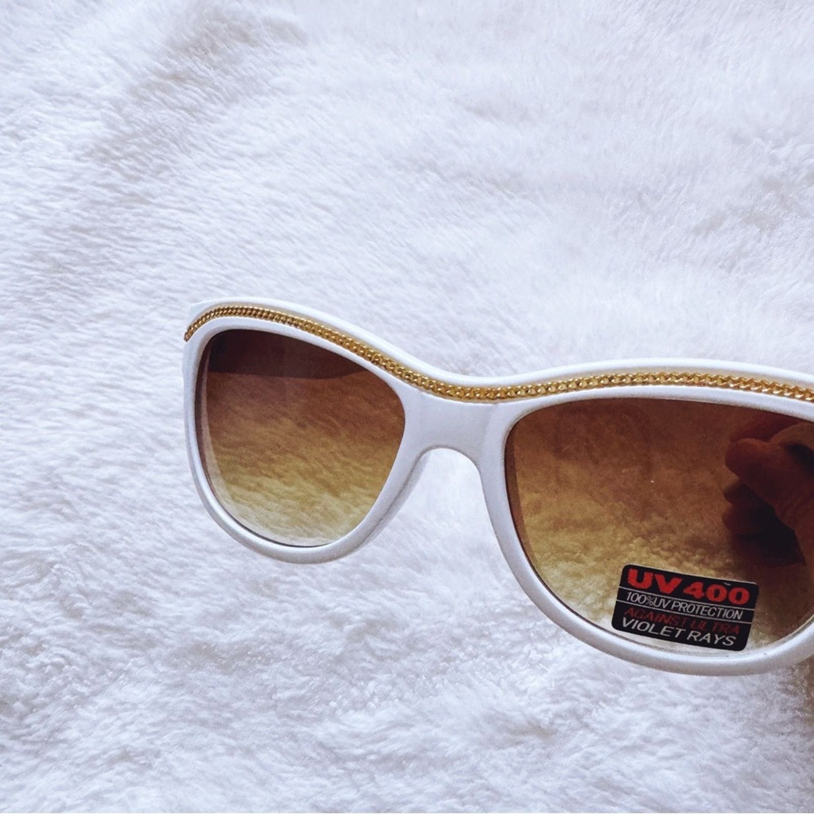 Other Rina White and Gold Sunglasses Size ONE SIZE - 8 Thumbnail