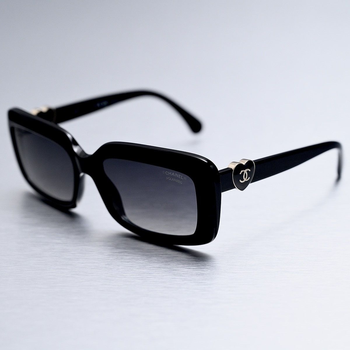 Chanel CHANEL 0CH5520 C622S8 SUNGLASSES Size ONE SIZE - 2 Thumbnail