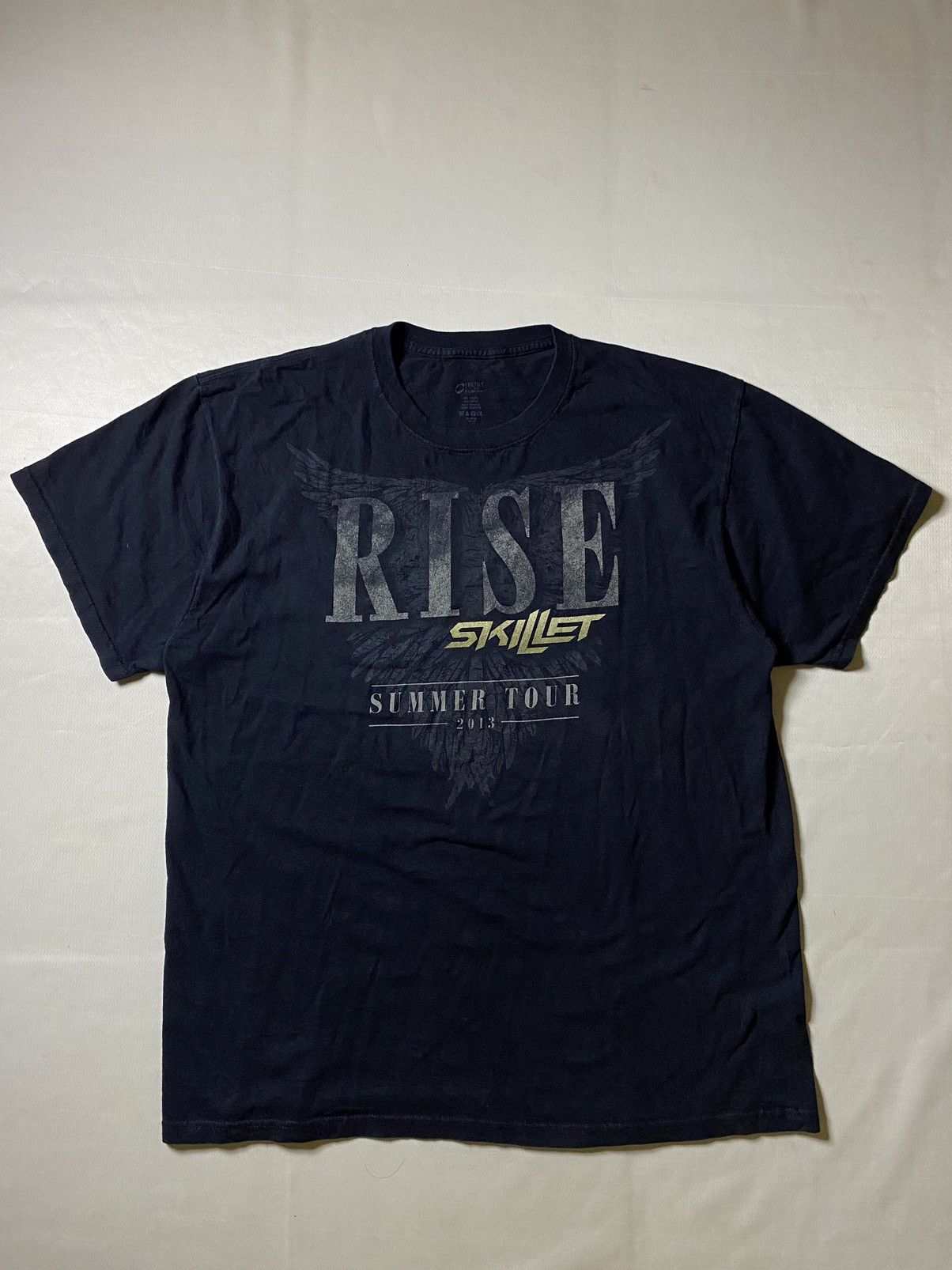 Band Tees Skillet “Rise” Summer Tour 2013 Size US XL / EU 56 / 4 - 1 Thumbnail