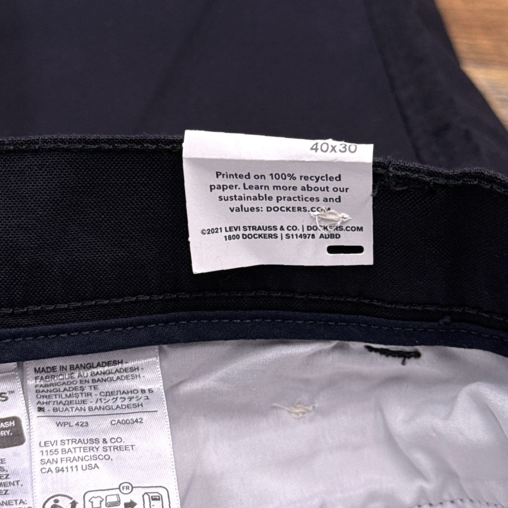 Dockers Dockers Chino Pants Mens 40x30 Straight Fit Navy Blue Mid Rise Stretch New Size US 40 / EU 56 - 7 Thumbnail