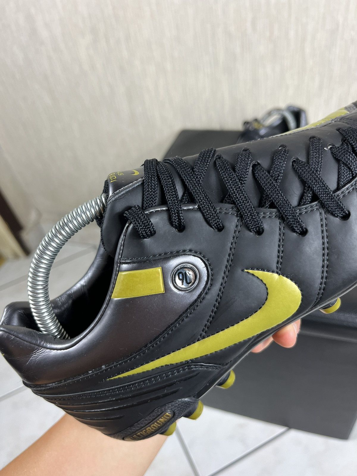 Nike Vintage 2006 Nike Total 90 shift soccer shoes leather boots Size US 9 / EU 42 - 10 Thumbnail