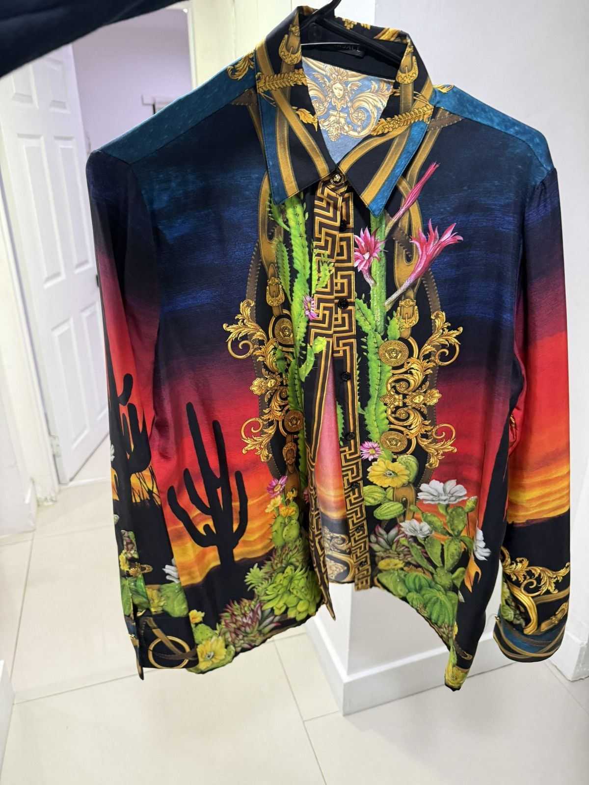 Versace Versace Cactus Print Long Sleeve Button Up Size US S / EU 44-46 / 1 - 6 Thumbnail