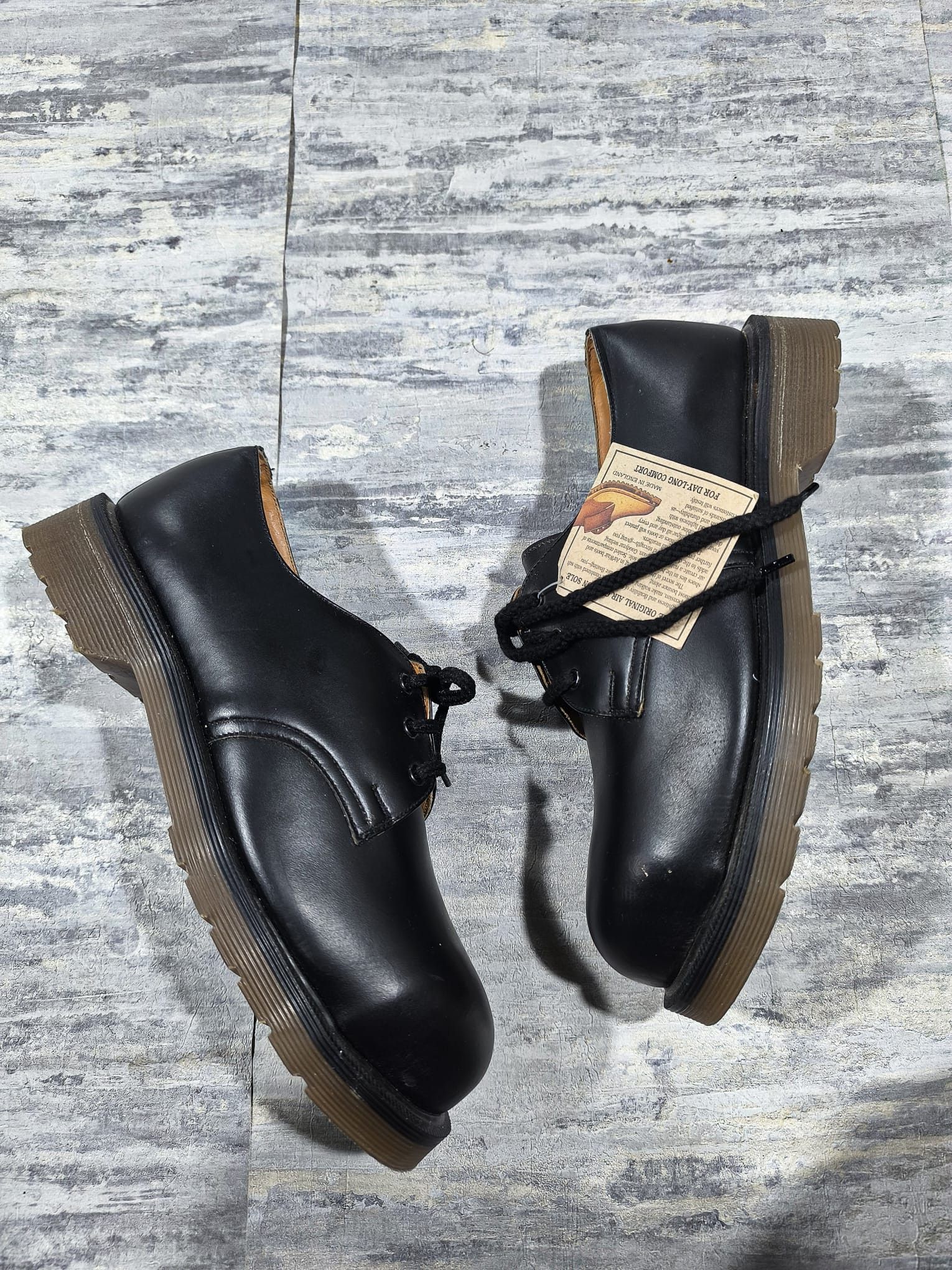 Dr. Martens VINTAGE MADE IN ENGLAND DR MARTENS STEEL CAP TOE SAFTEY Size US 7 / EU 40 - 5 Thumbnail