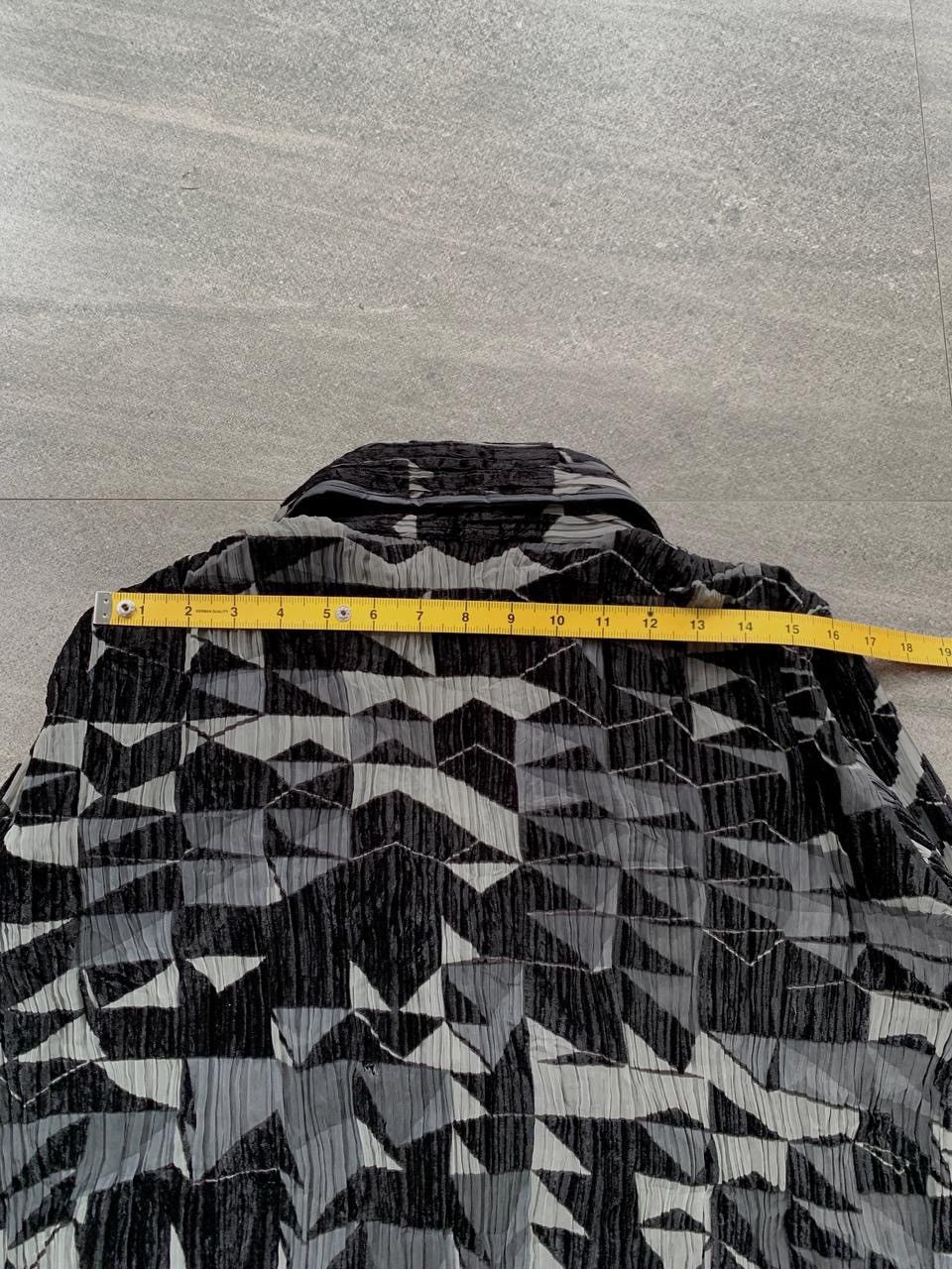Issey Miyake FREE TAX! Pleated Printed Blazer Jacket Size US S / EU 44-46 / 1 - 8 Thumbnail